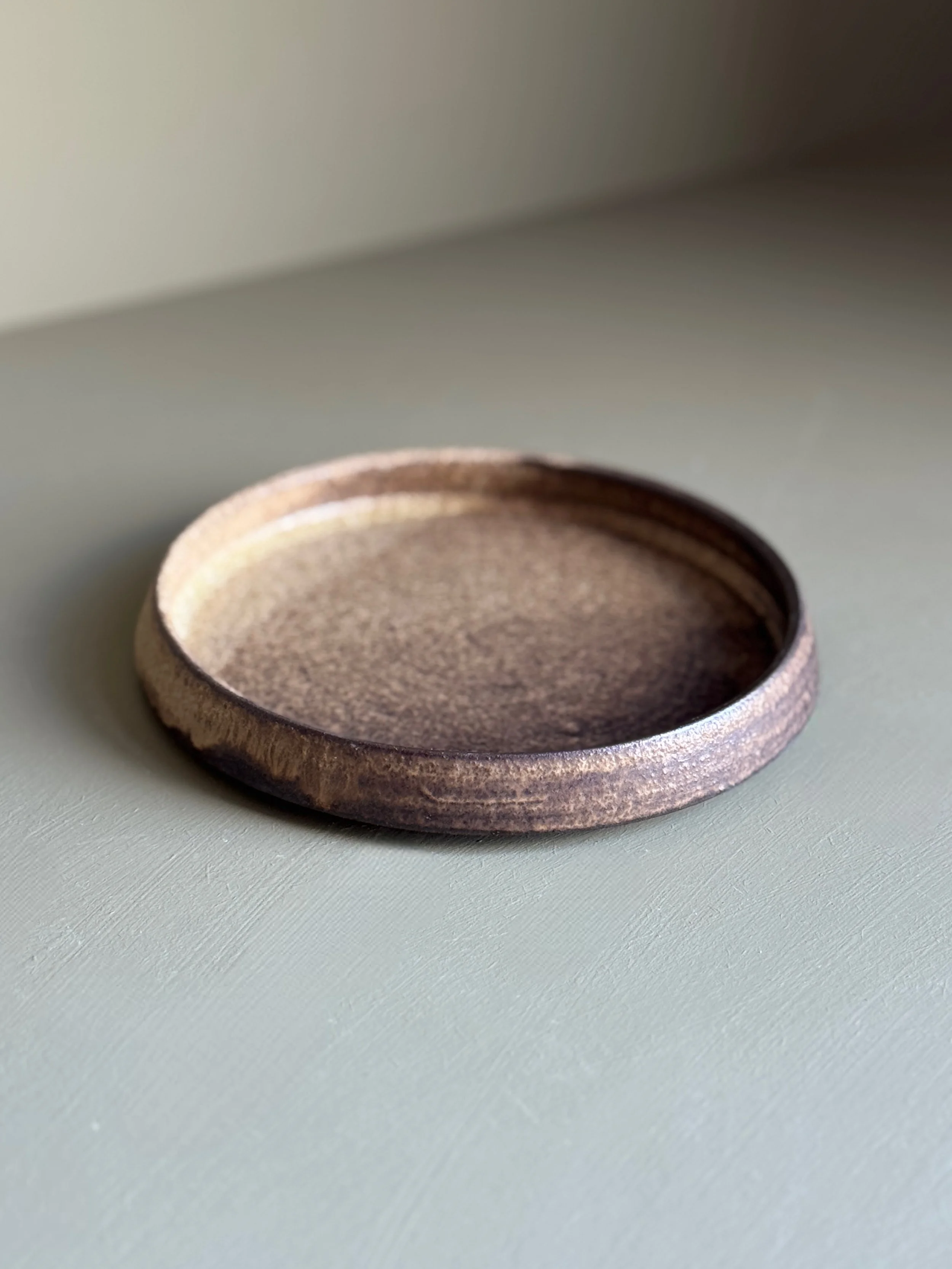 Flat dish in Brown Sugar