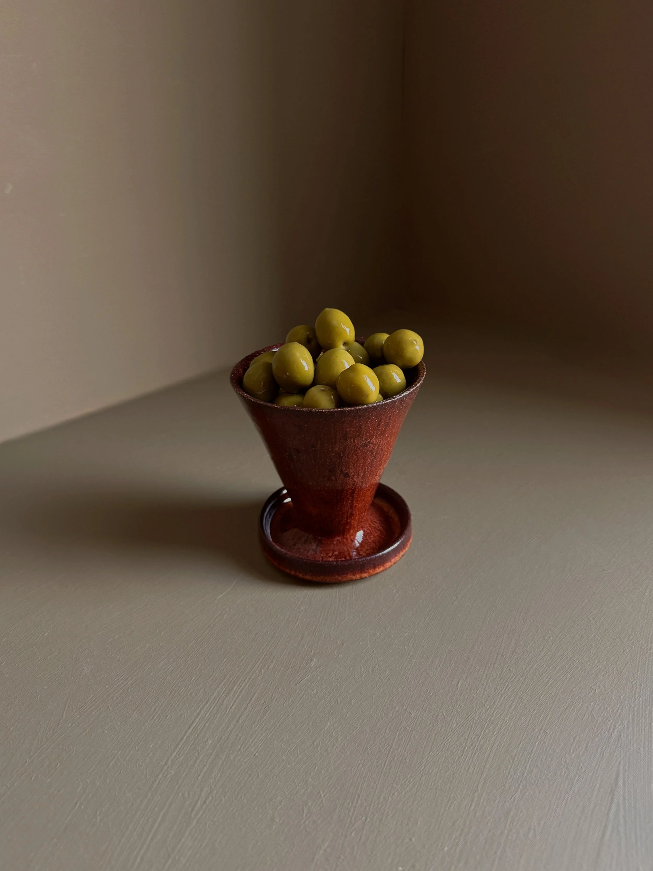 Olive Bowl in Slow Burn