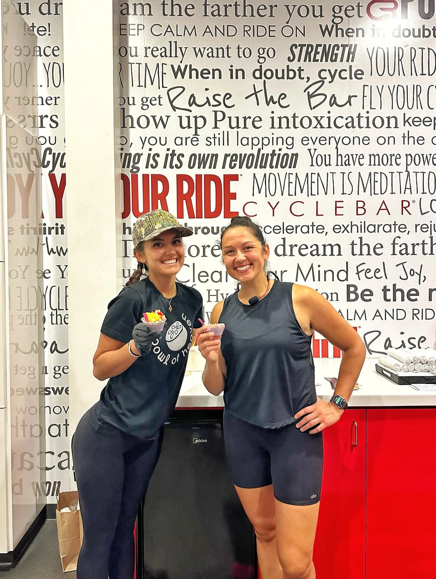 Thanks to the CycleBar crew for letting us share a little sample of heaven after class yesterday! 🍓🚲☀️

@cb_villagemeridian 

#BowlofHeaven #MeridianIdaho #EagleIdaho #Acaibowls #Smoothie #Recovery #Workout