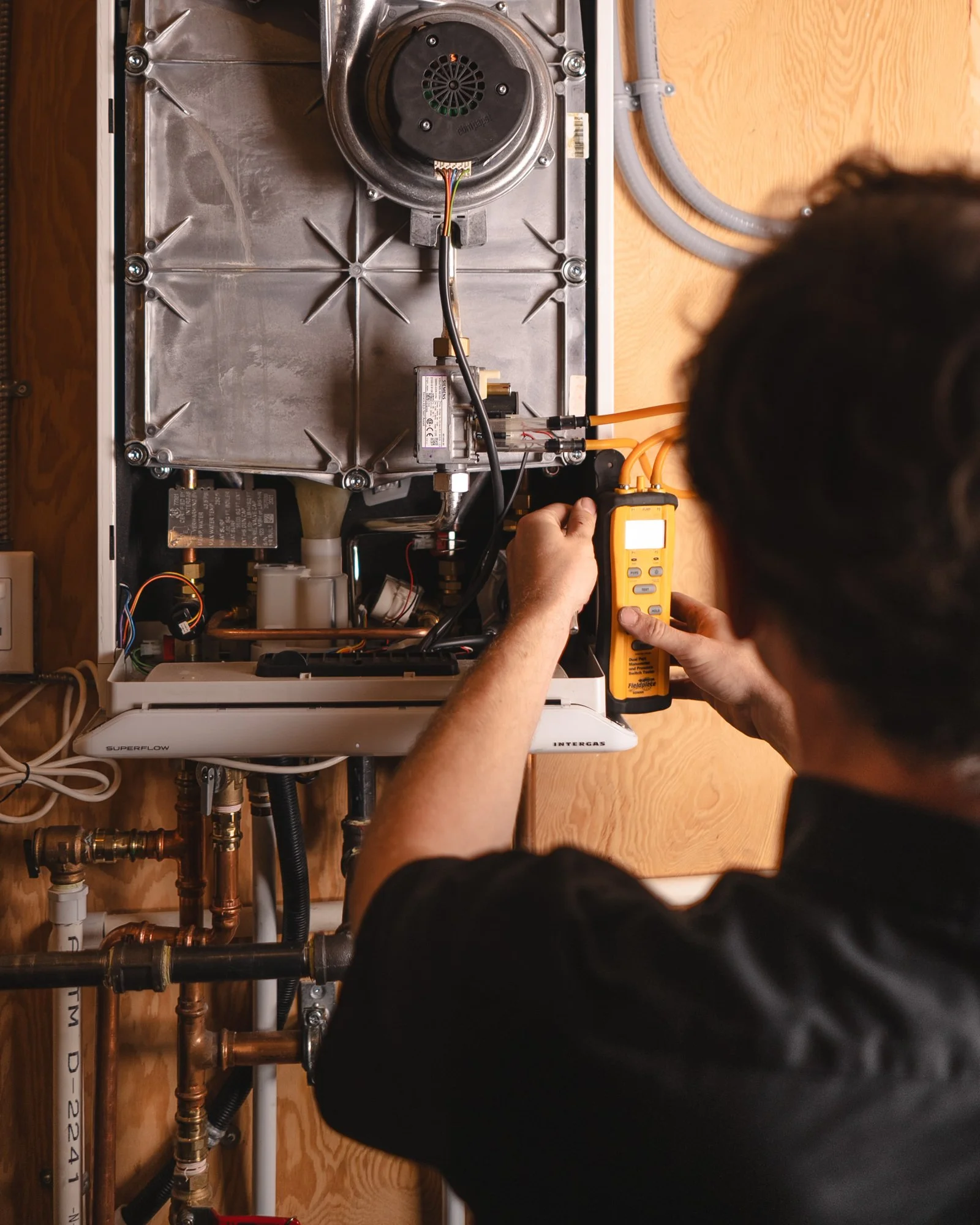 Commercial AC repair Technician Nelson BC