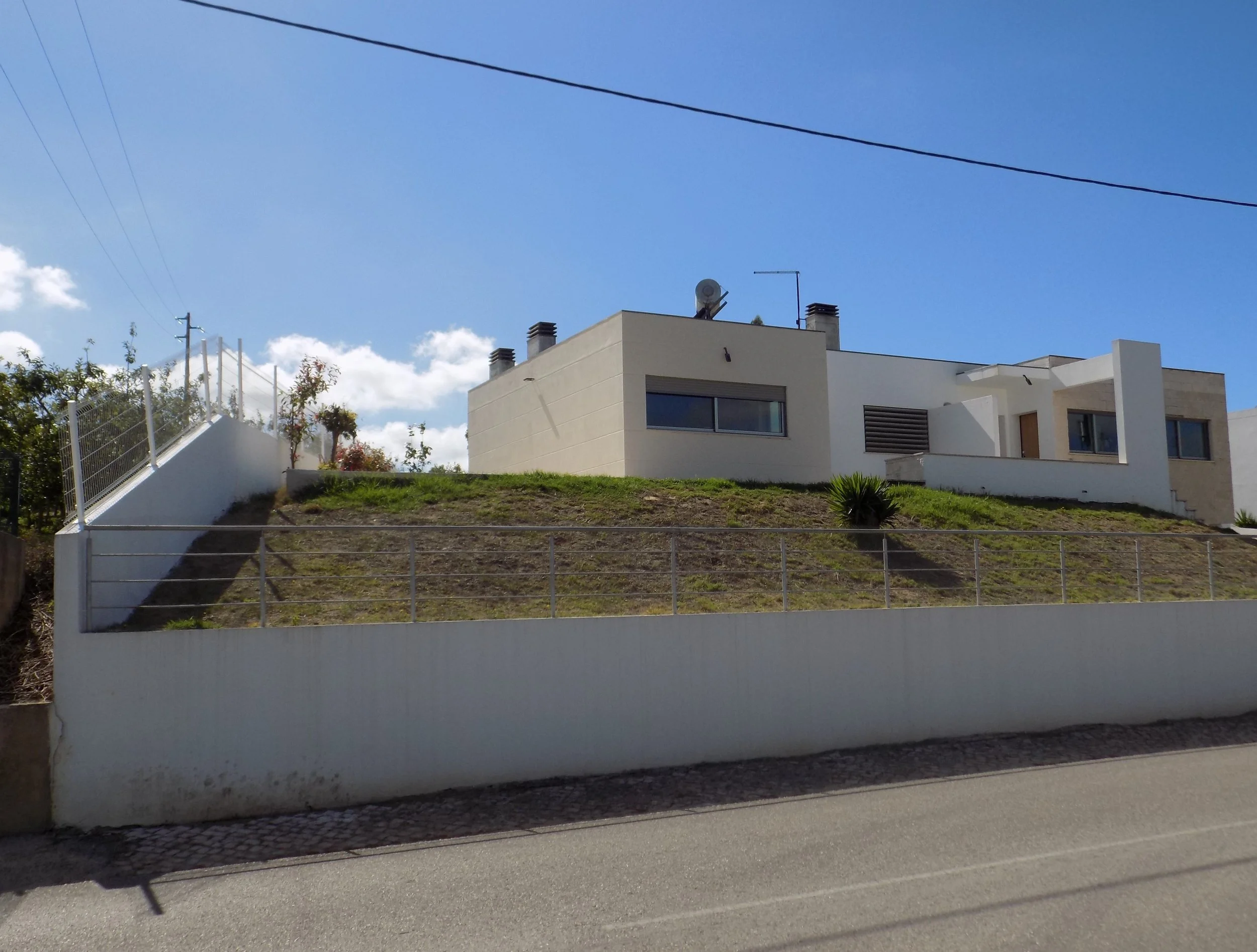 Moradia T4+1 Caldasdarainha  - 539,000€