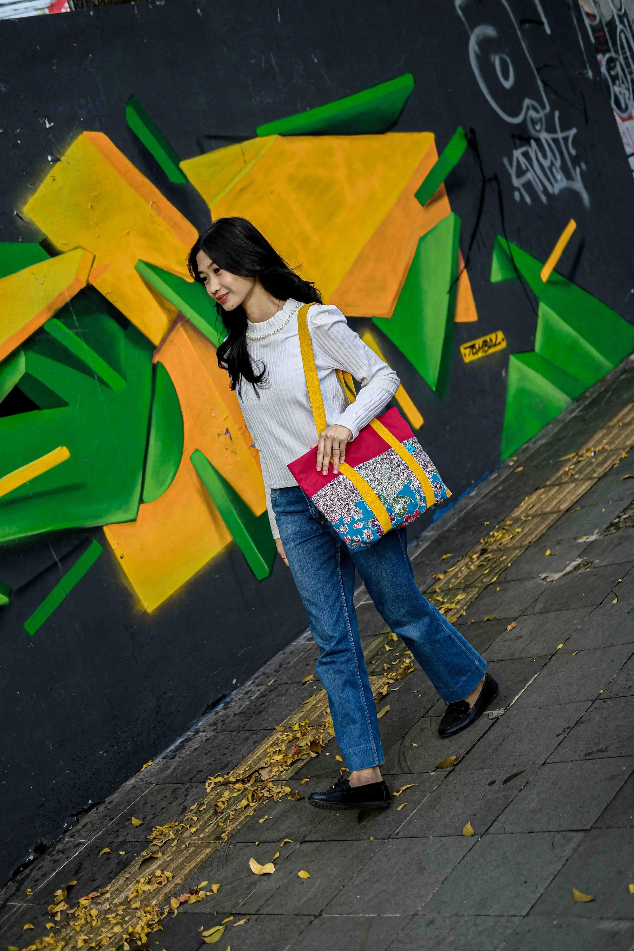 Coral & Turquoise Patchwork Batik Bag 6.jpg