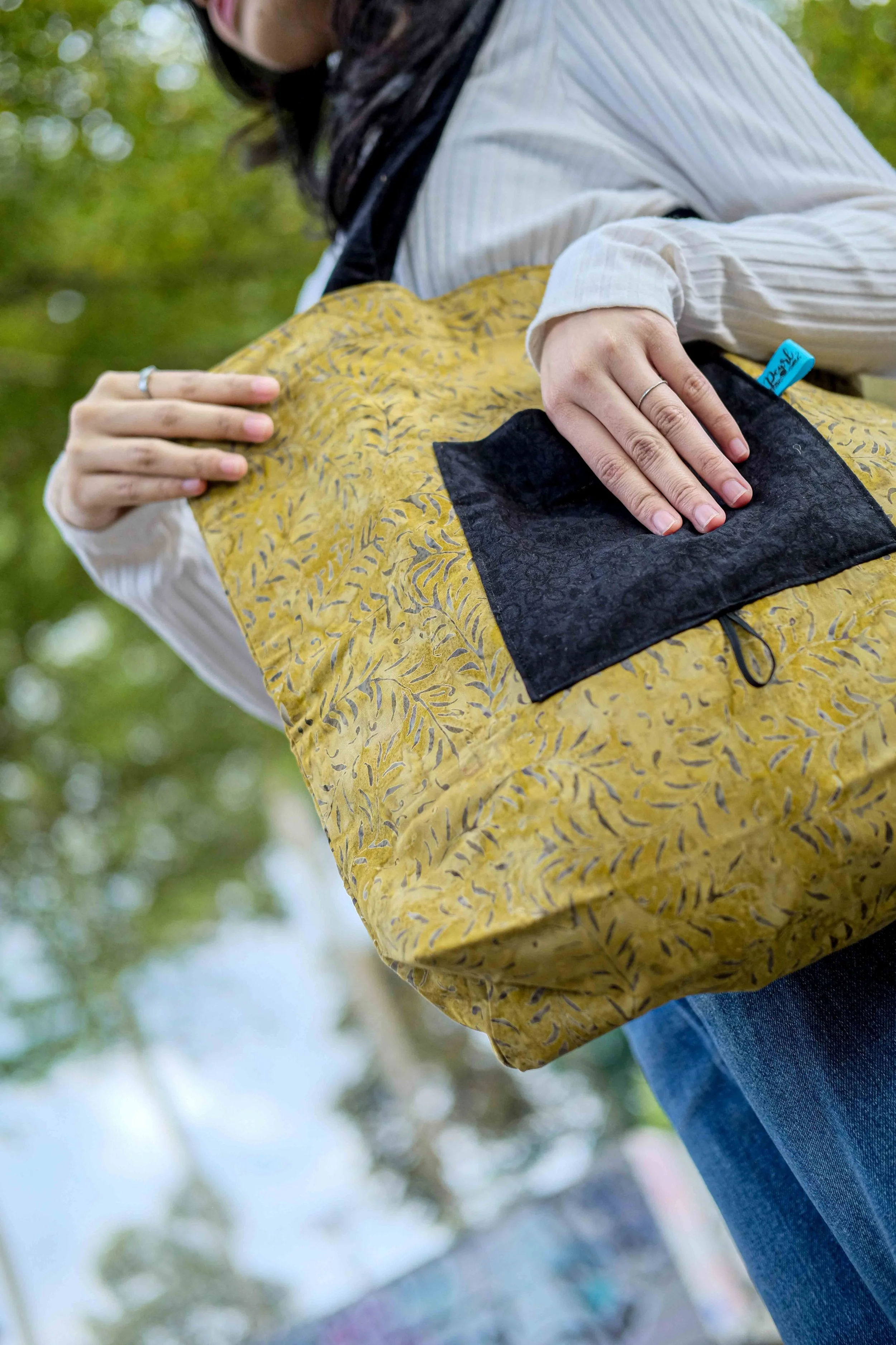 Golden Batik Tote Bag 5.jpg