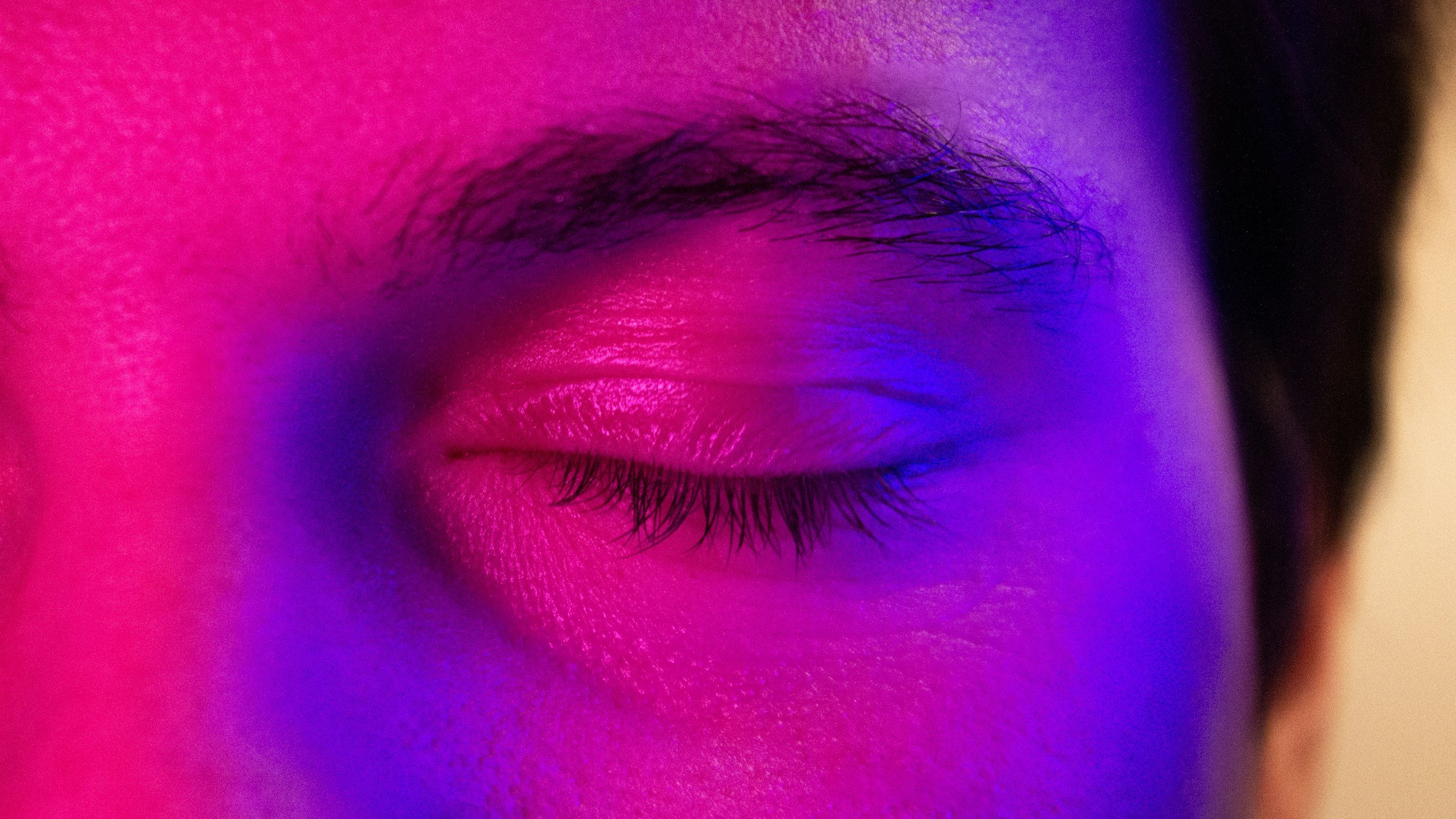 10 Signs of Past Life Trauma & How to Heal Past Life Trauma Issues