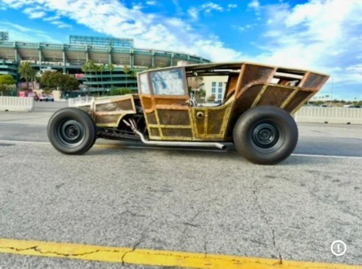 trinity-one-of-one-handcrafted-concept-car-masterpiece-side-driver-1-caruso-classics.jpg.jpeg