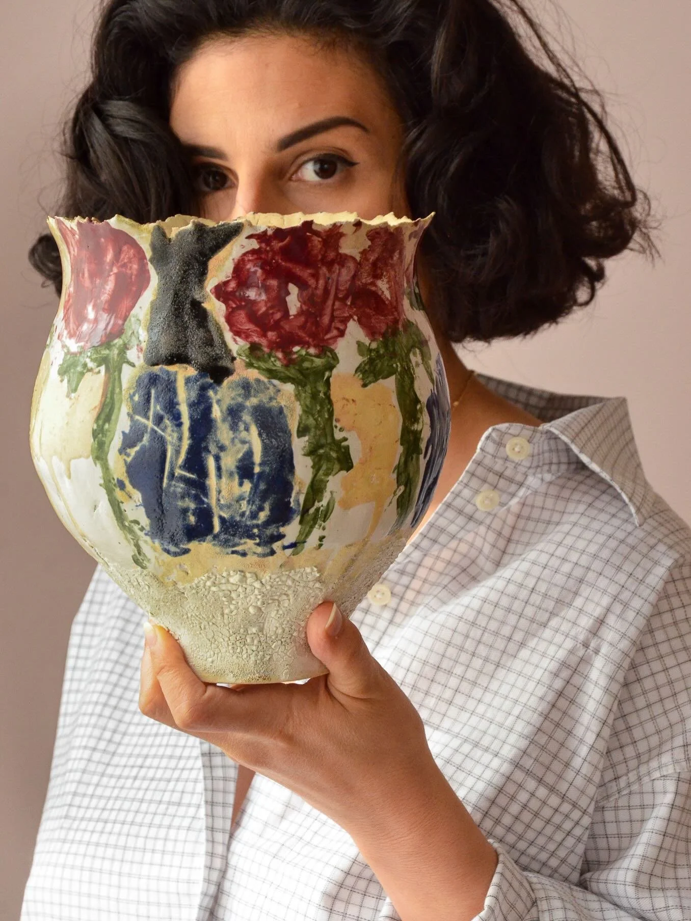lol i do not have ocean eyes but i do have work available with @amelieduchalard in Paris and New York. 

four years ago was the first time i touched clay in my life. my kitchen full of terrible mugs drying on the counters.  today I am represented by 
