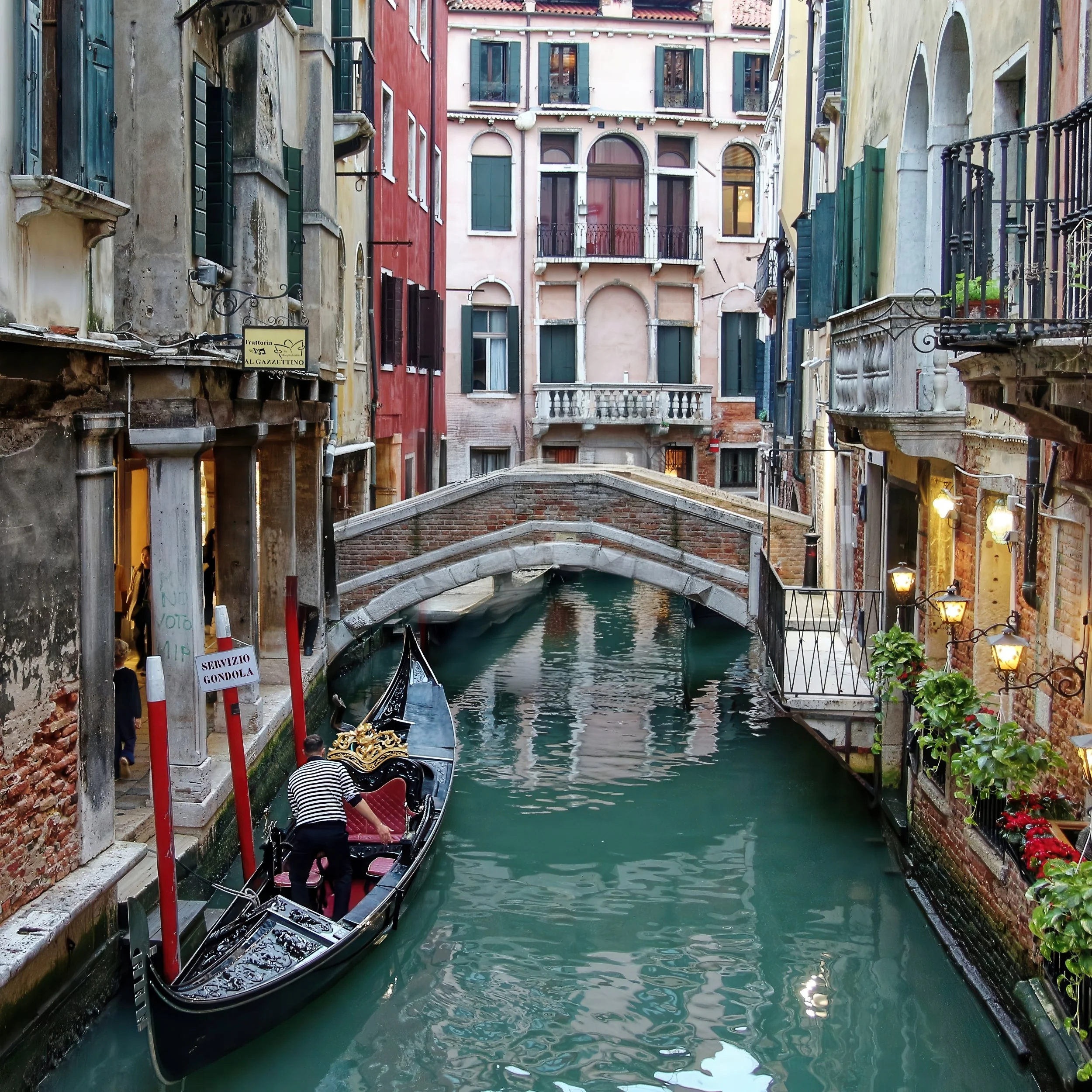 Silent Passage – Venice Canal