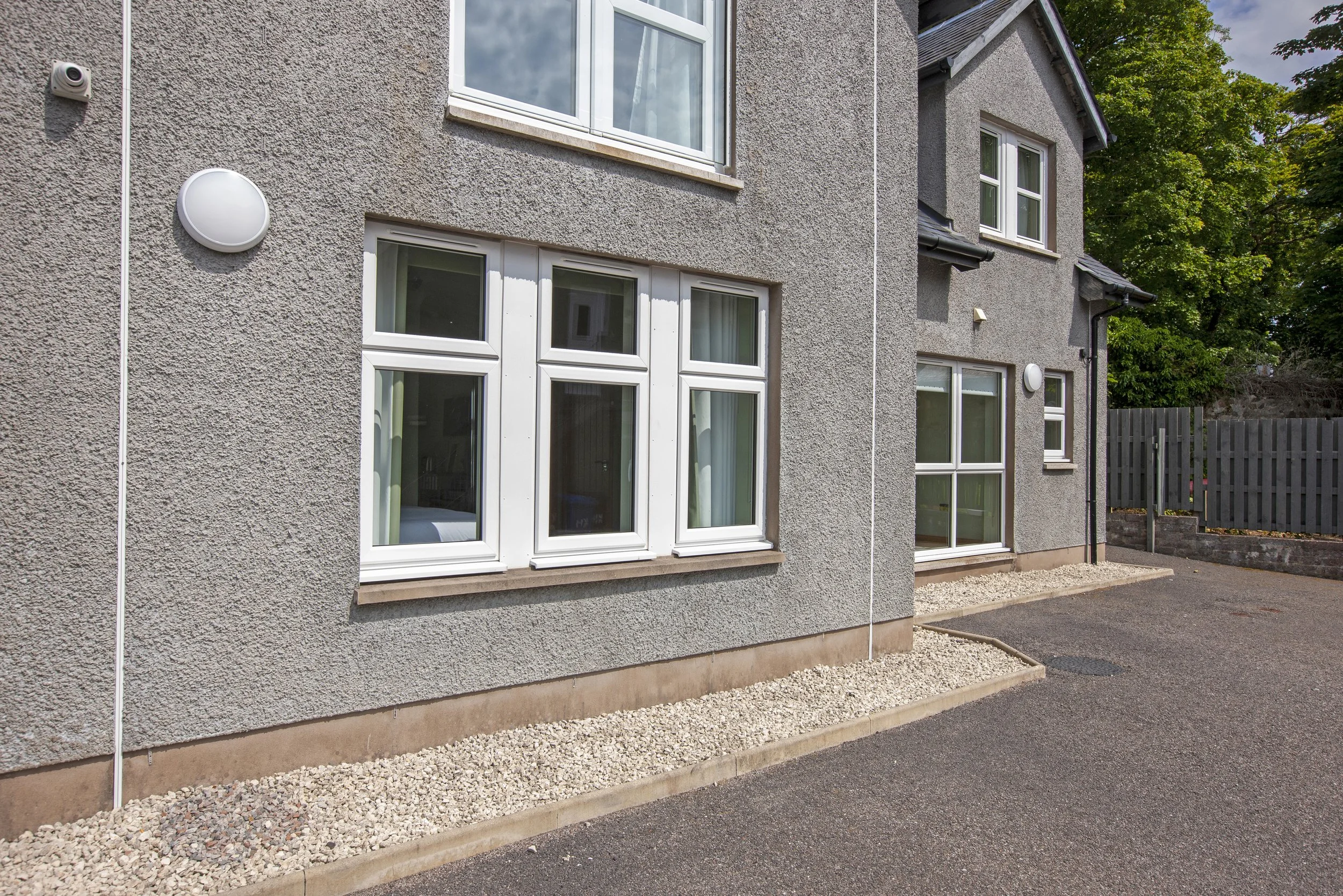 1Z6E9560 exterior.jpg