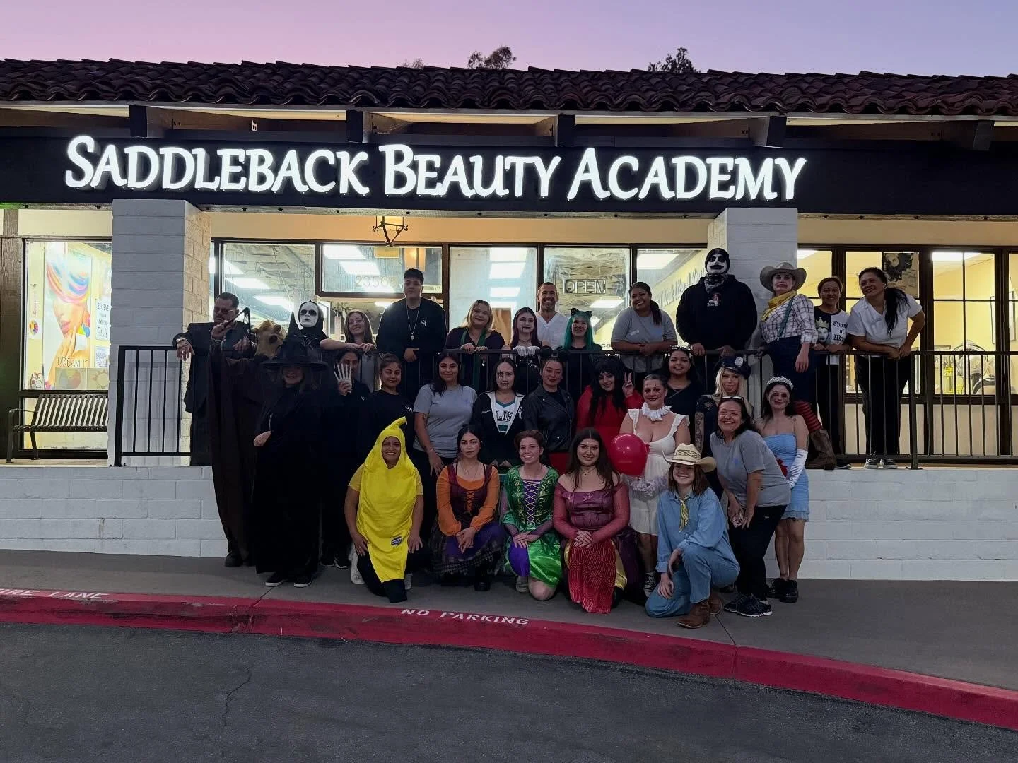 Halloween pt. II 🎃👻. #lagunahills #beauty #school #halloweeen