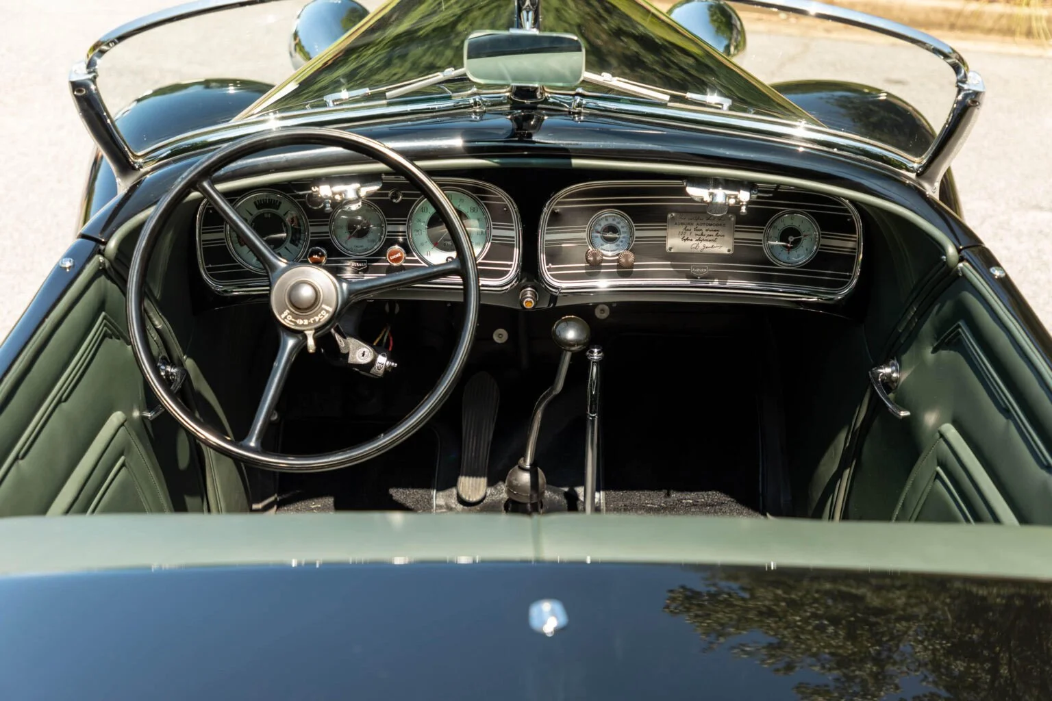 Auburn-851-Supercharged-Boattail-Speedster-4-1536x1024.jpeg