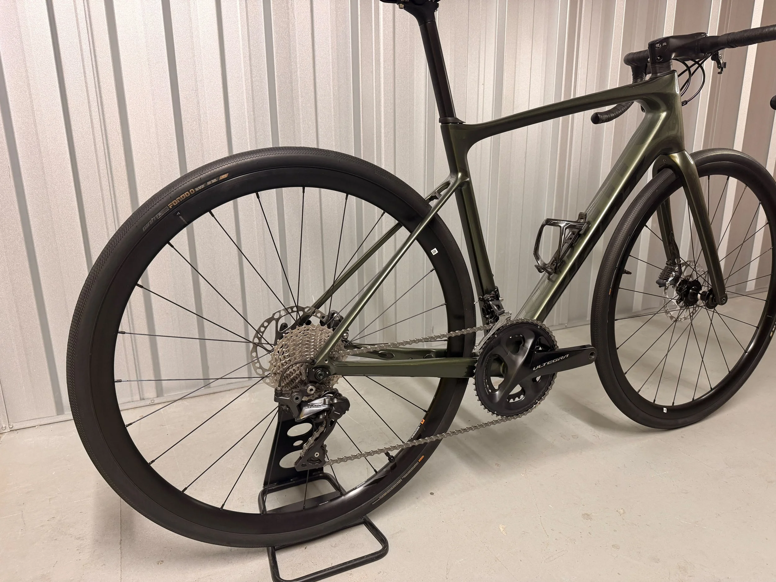 2021 Giant Defy Advanced 1 Full Carbon Road Bike