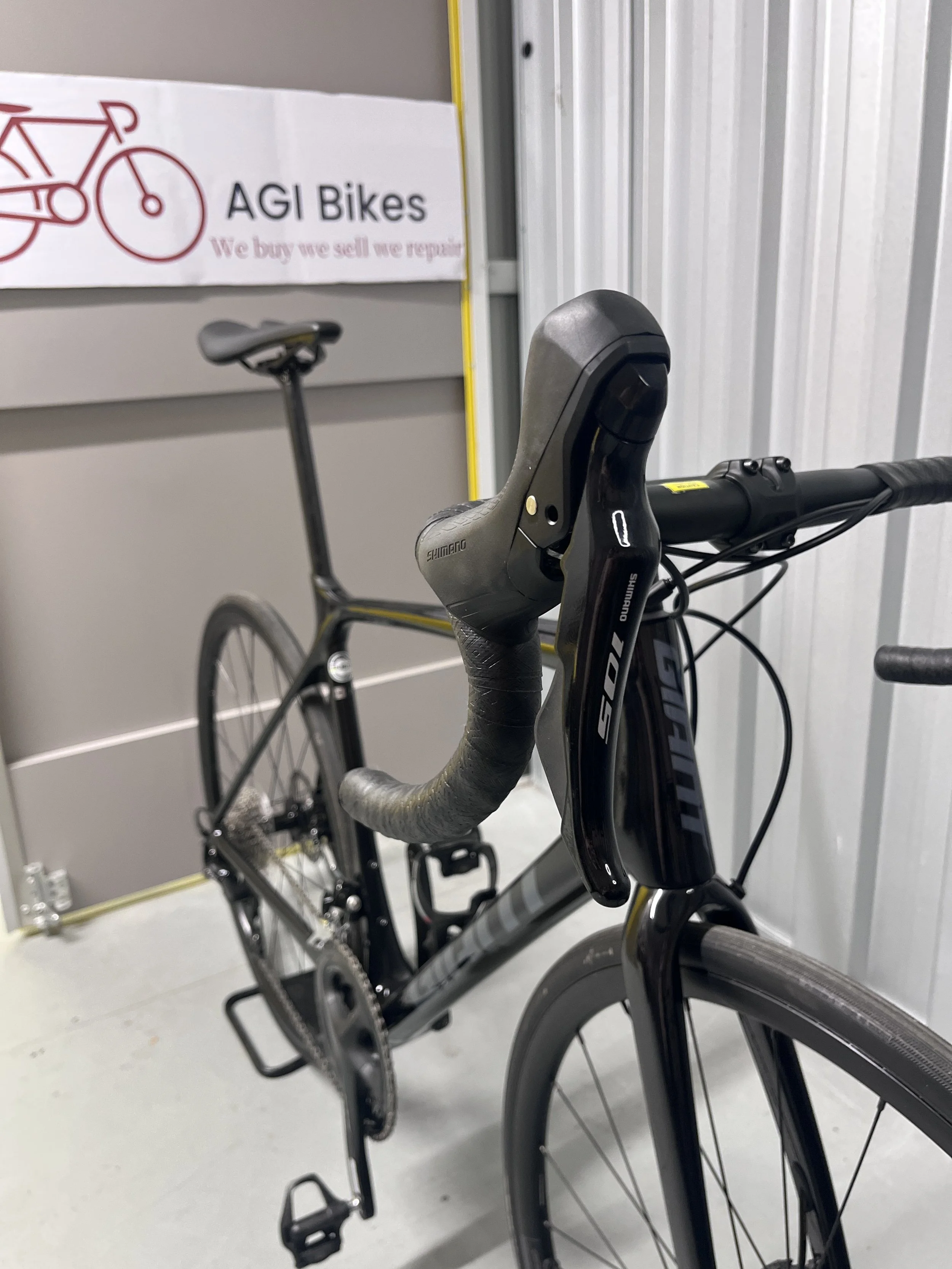 Giant TCR Advanced 2 Full Carbon Road Bike