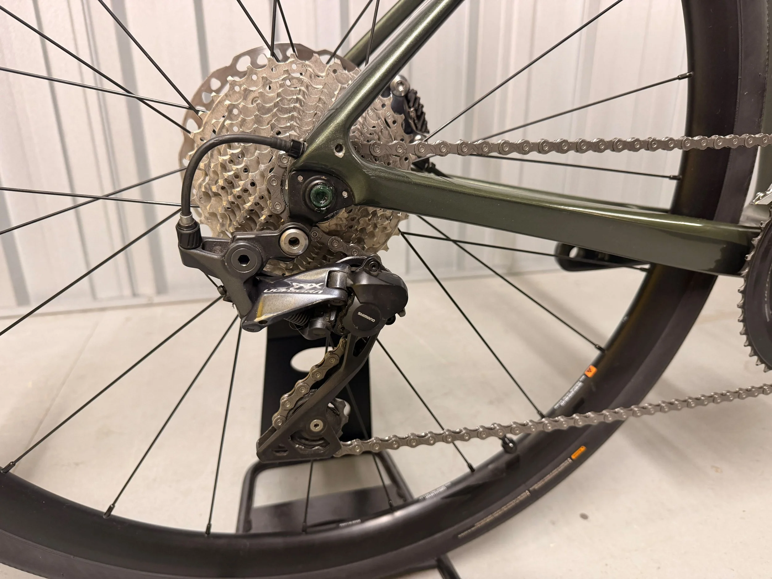 2021 Giant Defy Advanced 1 Full Carbon Road Bike