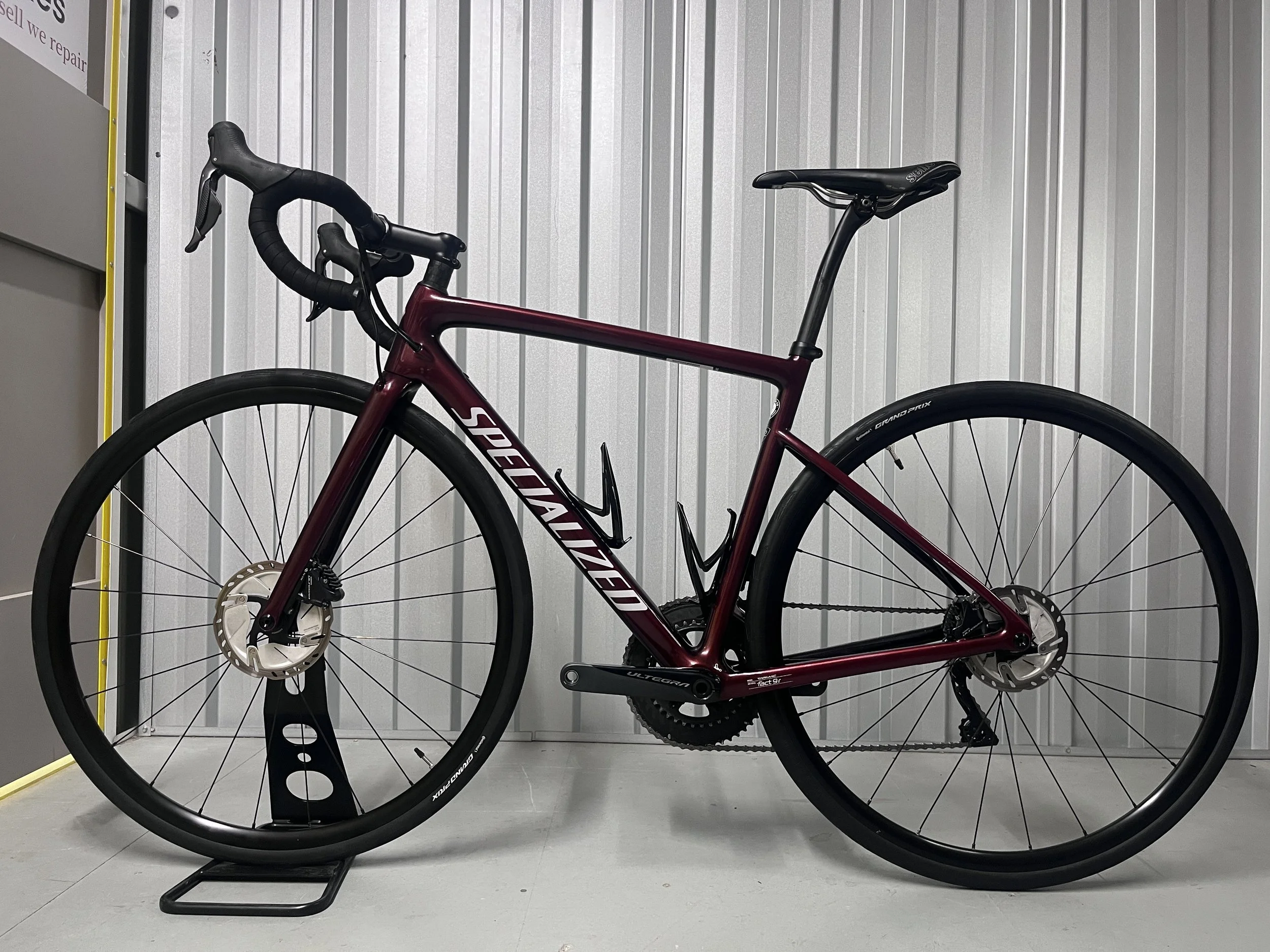 2020 Specialized Tarmac SL6 Disc Comp - Ultegra Di2 Full Carbon Road Bike