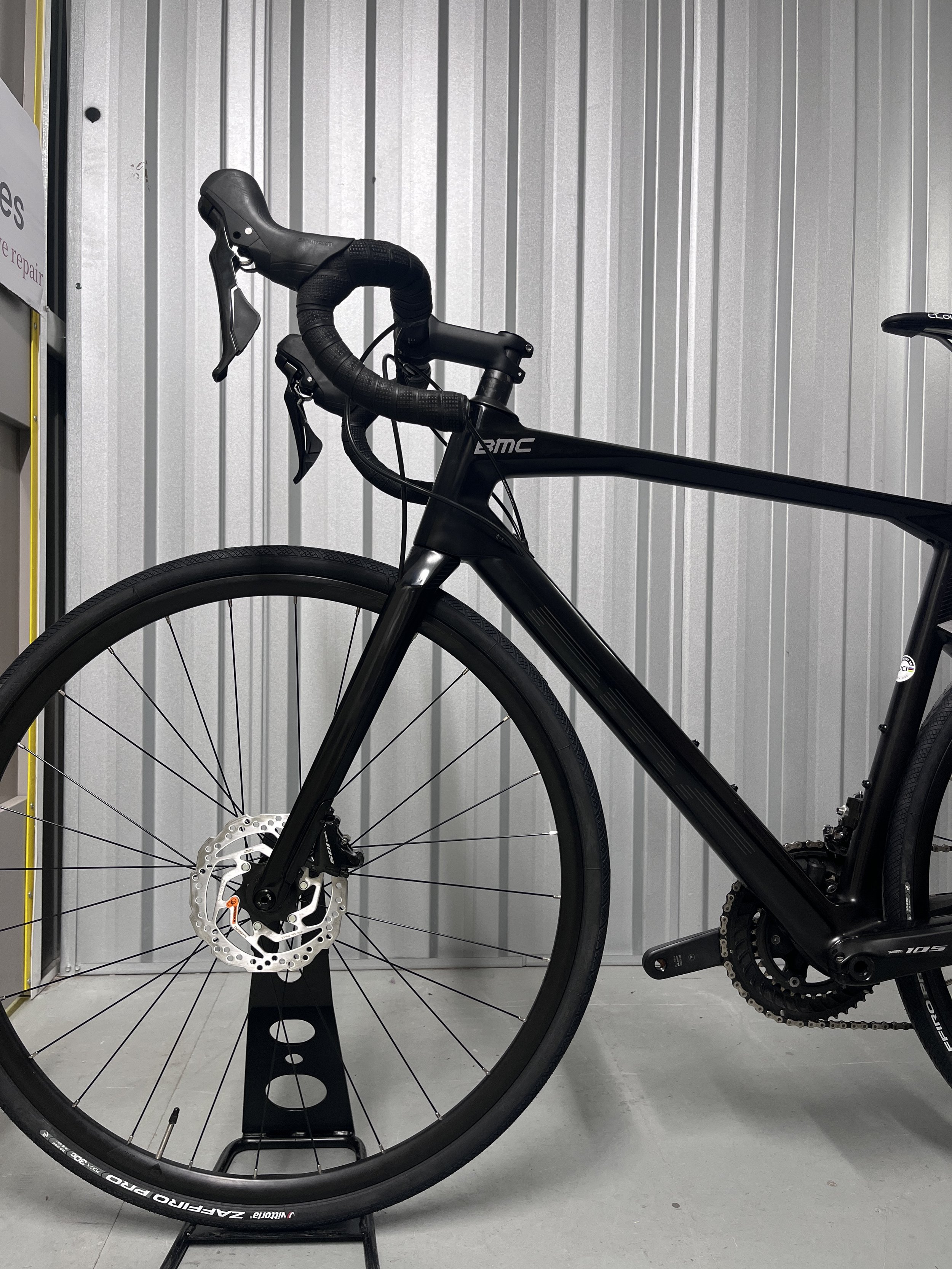 BMC Roadmachine Four Full Carbon Road Bike