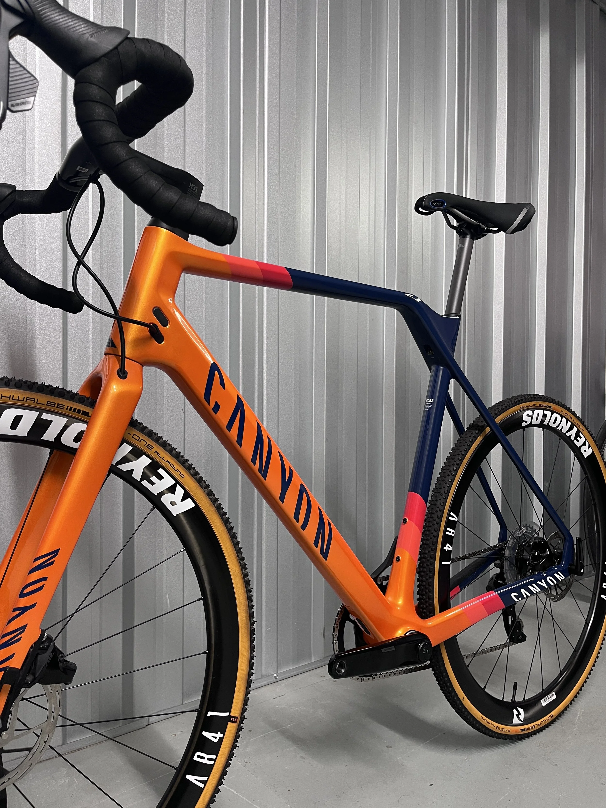 2022 Canyon Inflite CF SL8 SRAM RIVAL AXS Full Carbon Gravel Bike