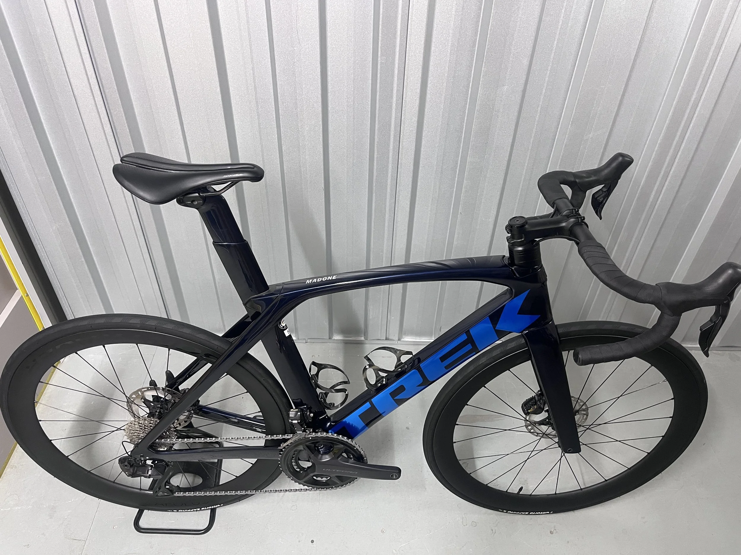 2022 Trek Madone SL 7 Gen 6 Full Carbon Road Bike