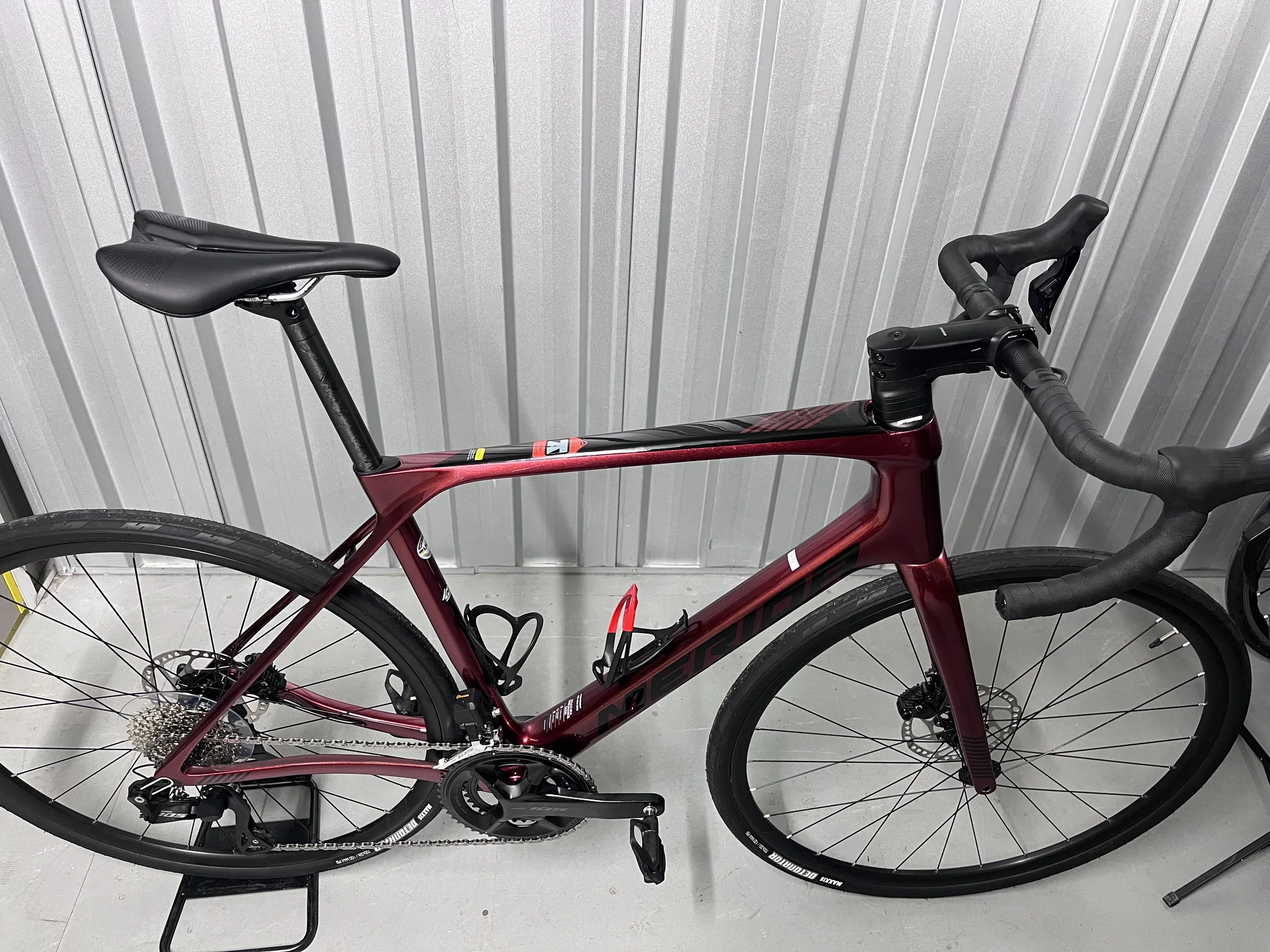 2023 Merida Scultura Endurance 6000 105 DI2 Full Carbon Road Bike