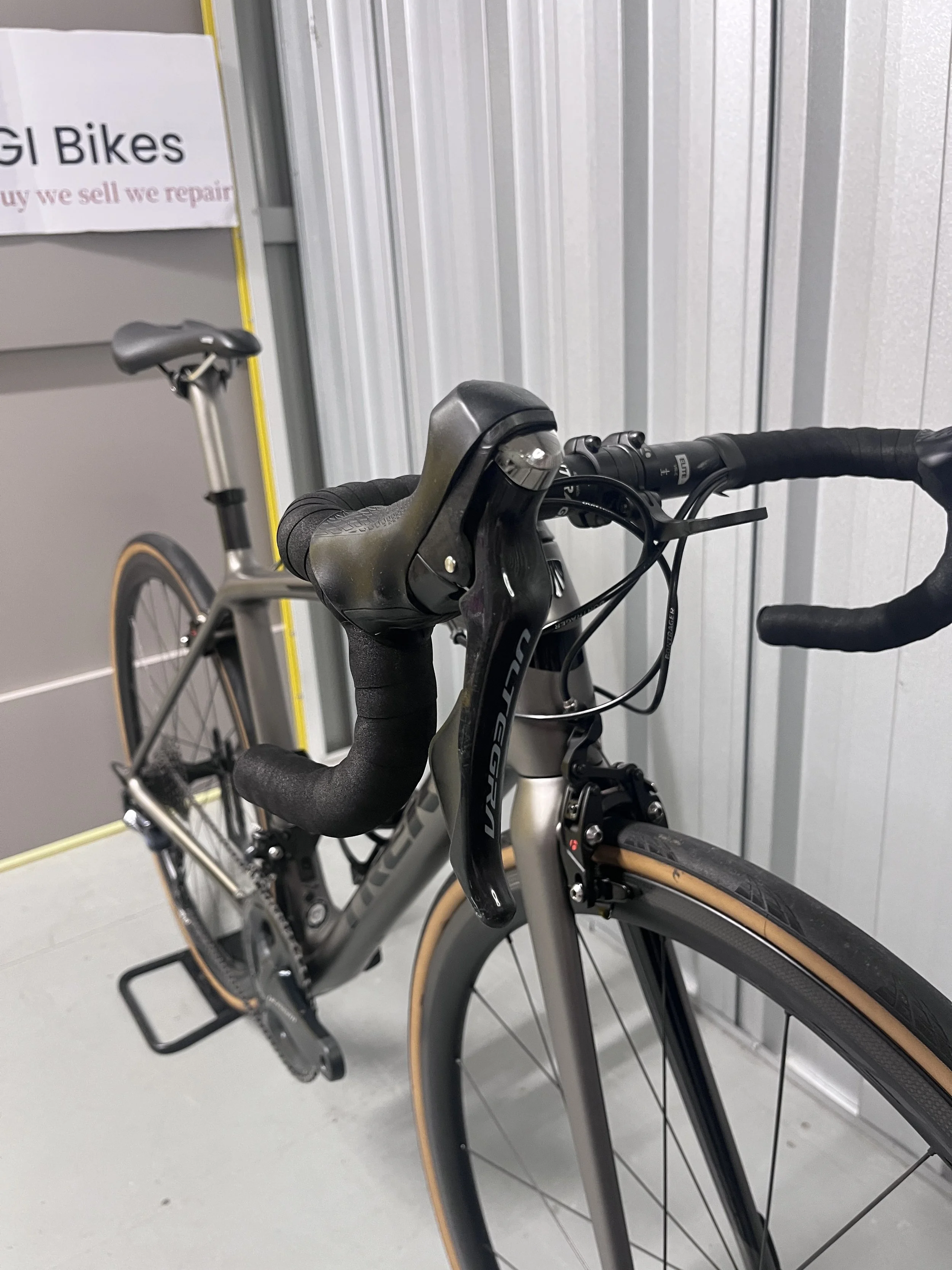 2018 Trek Emonda SL6 Rim Brake Full Carbon Road Bike