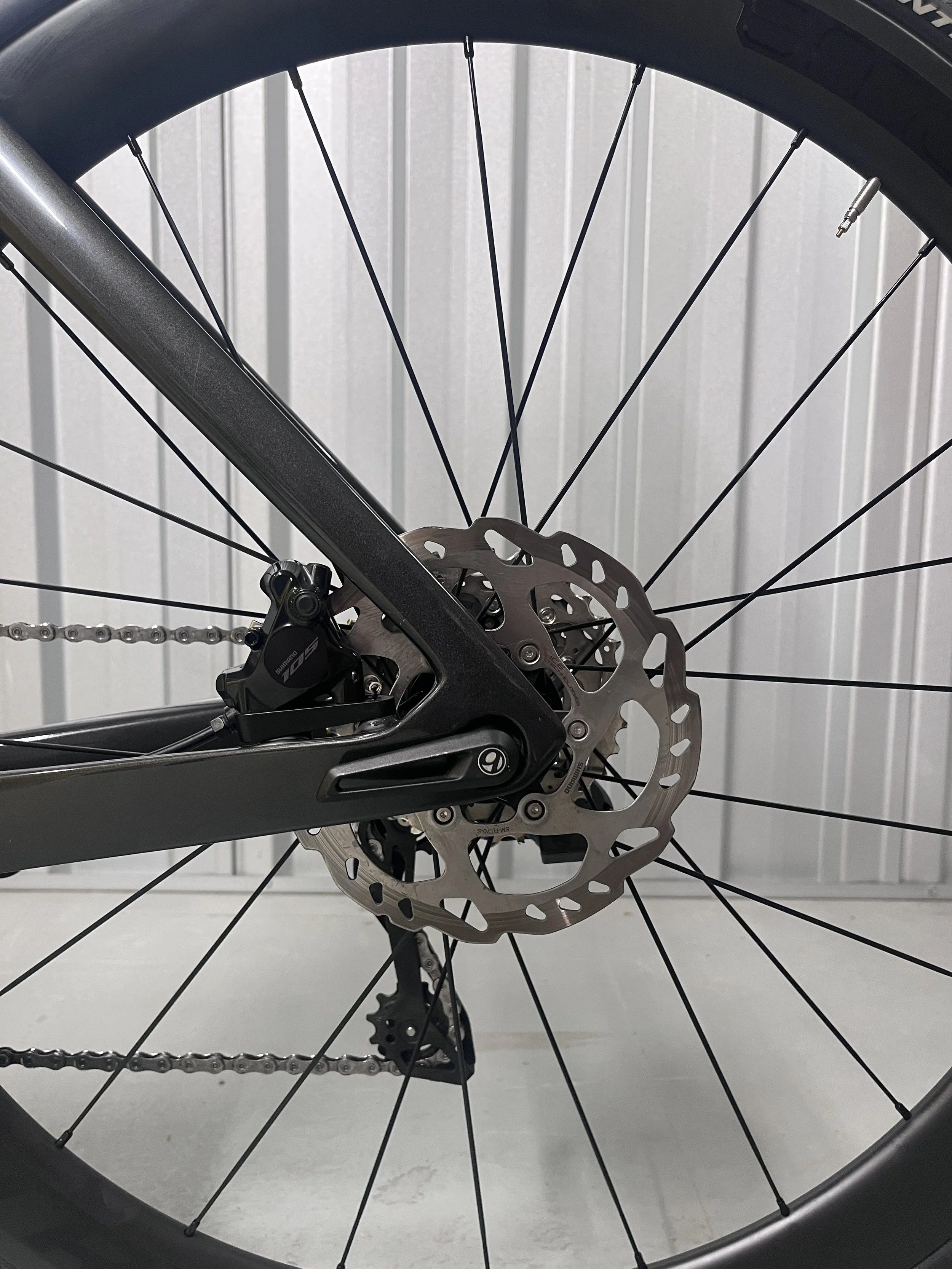 2023 Trek Madone SL 6 Di2 Gen 6 Full Carbon Road Bike