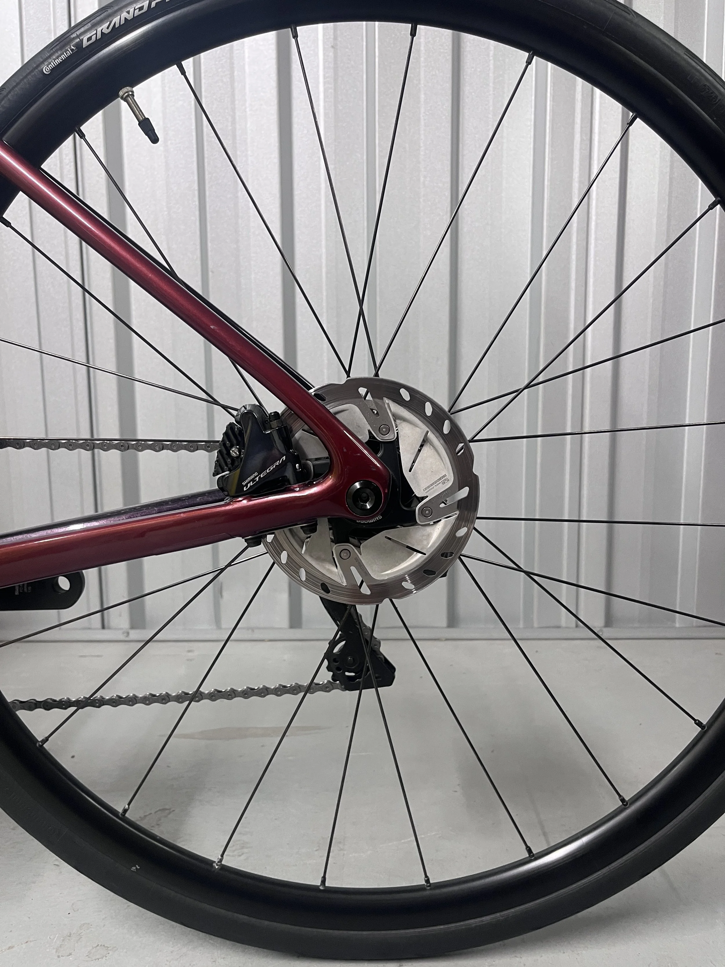 2020 Specialized Tarmac SL6 Disc Comp - Ultegra Di2 Full Carbon Road Bike