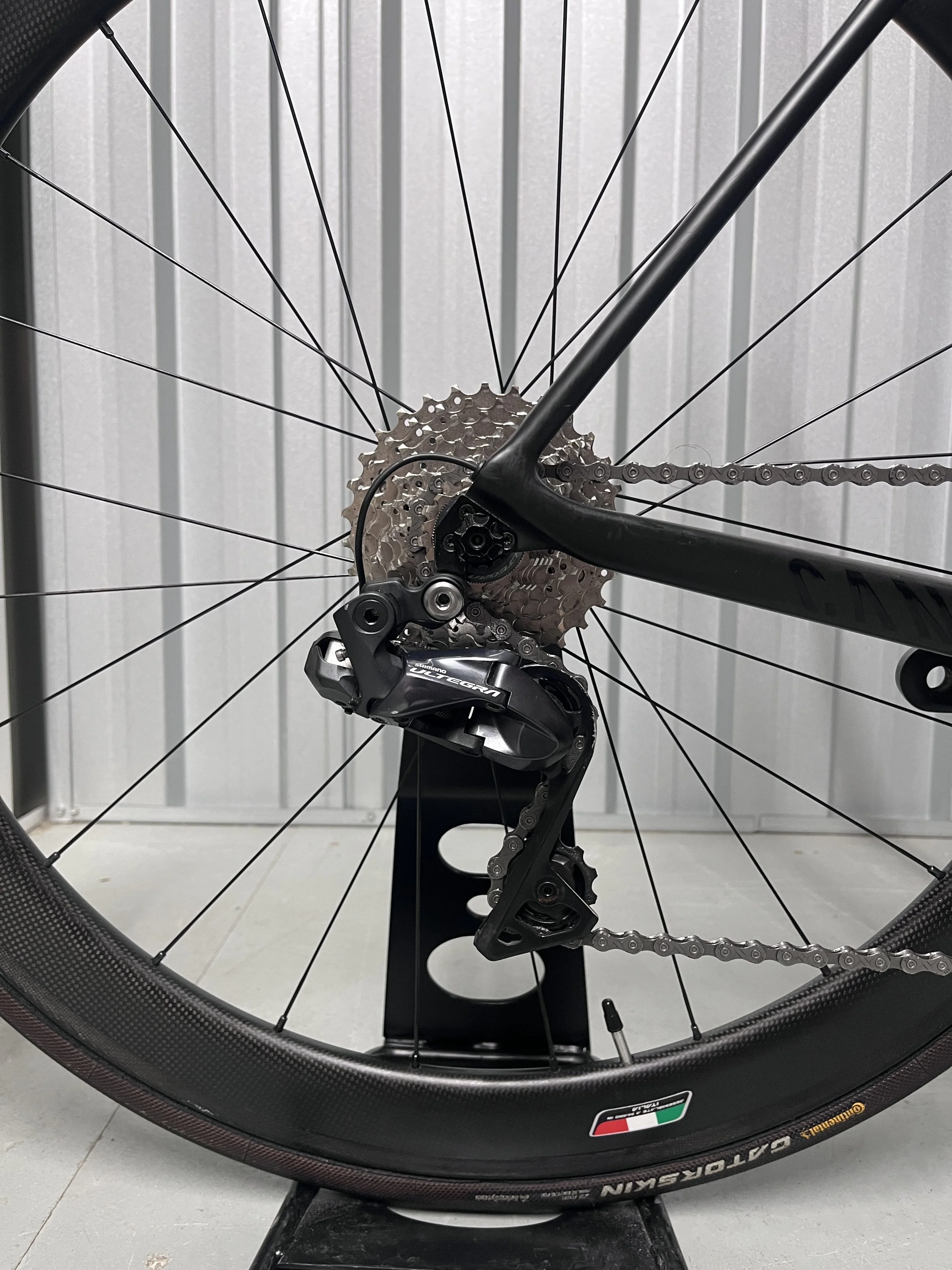 Canyon Ultimate CF SL F10 Ultegra DI2 Full Carbon Road Bike