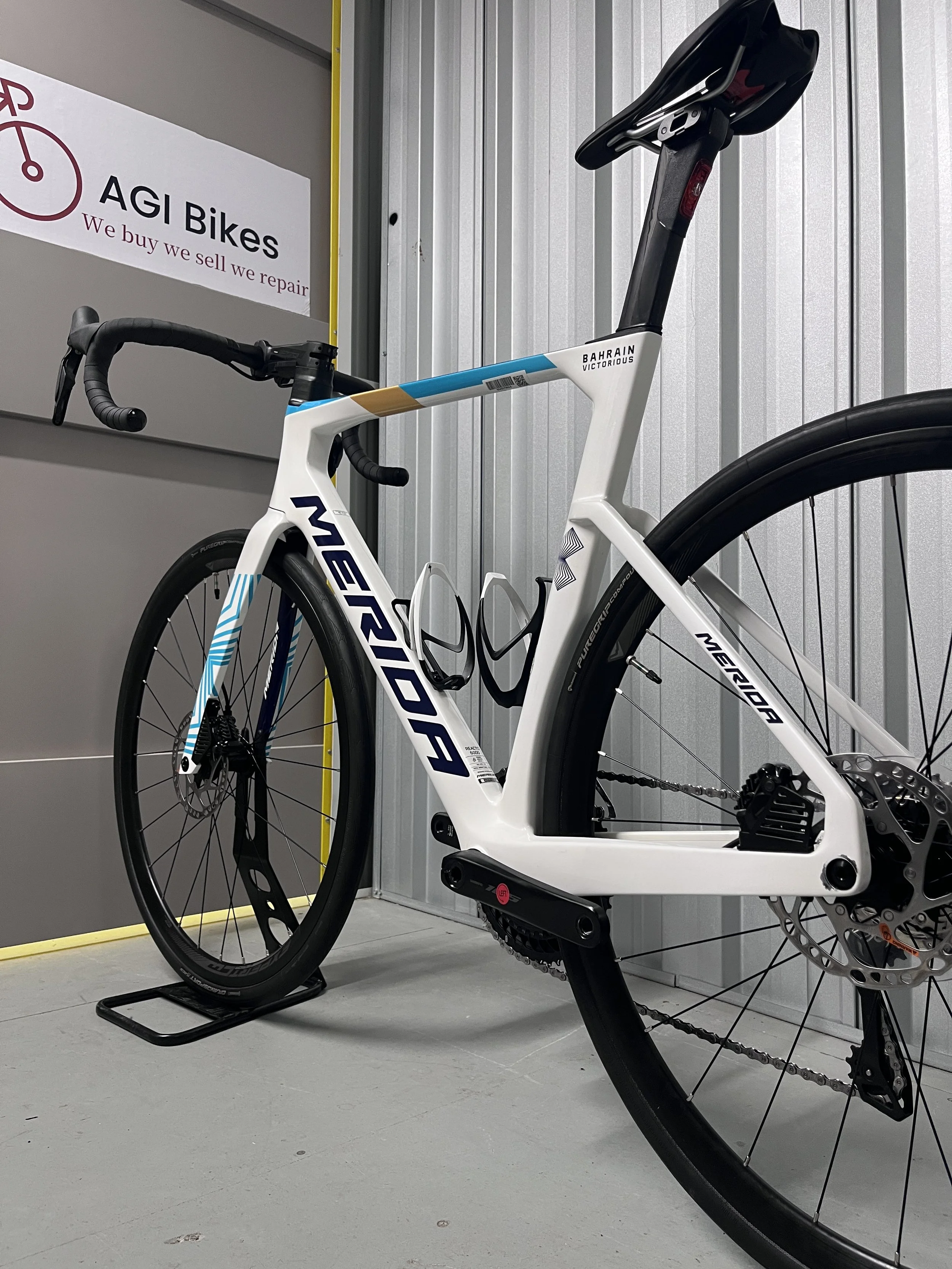 2024 Merida Reacto 6000 105 DI2 Full Carbon Road Bike