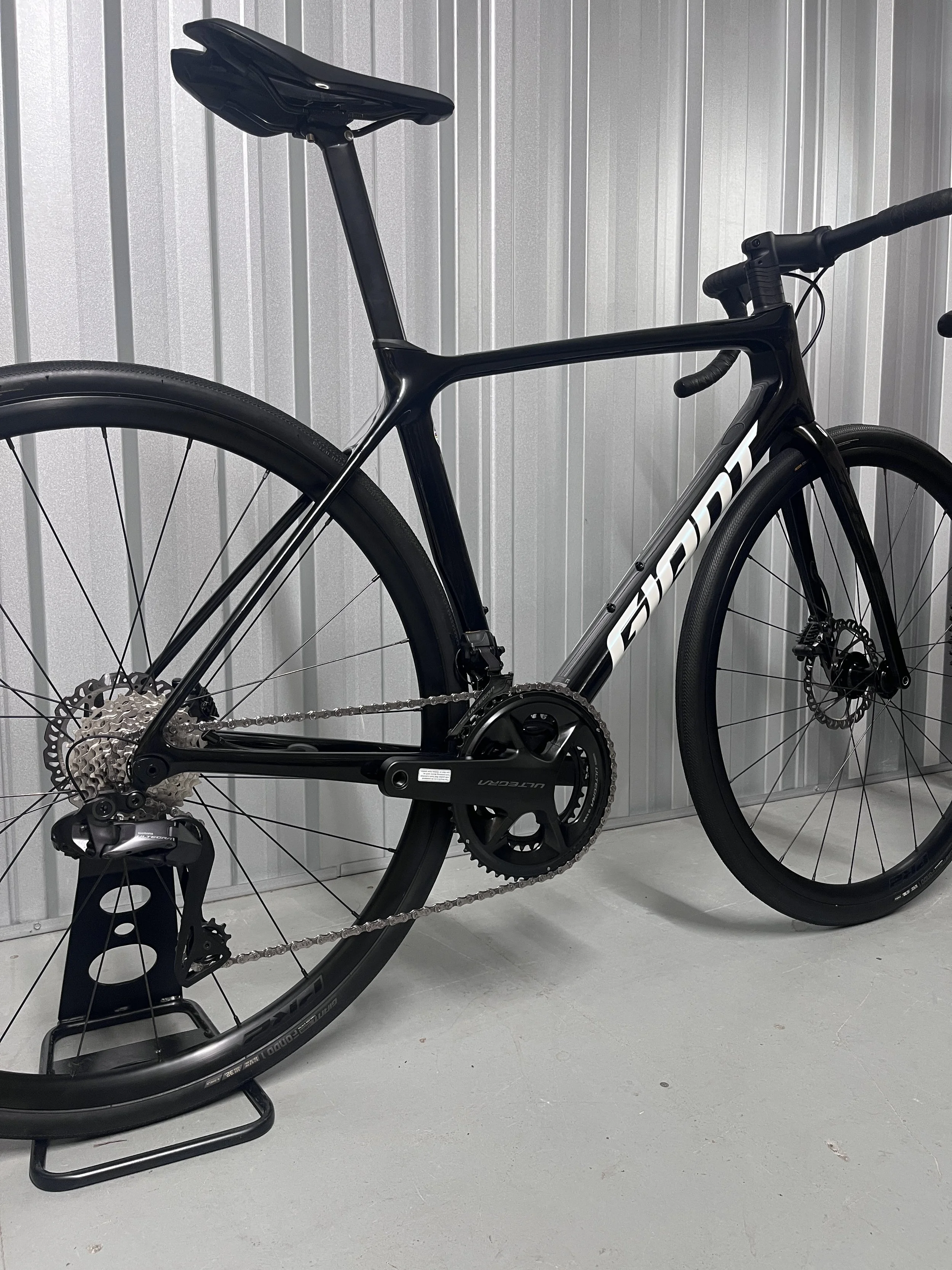 2022 Giant Advanced TCR 0 Disc Full Carbon Road Bike