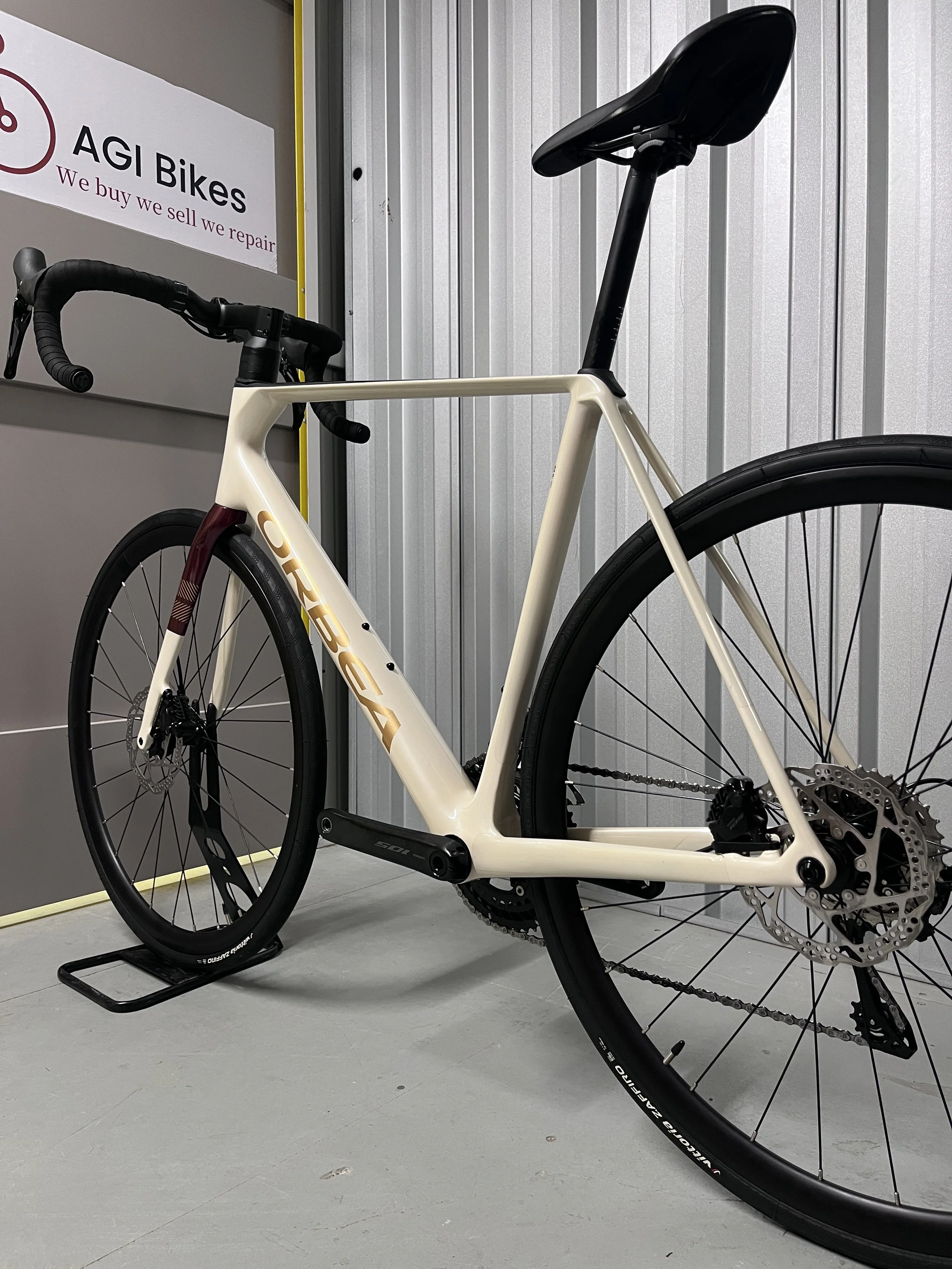 2024 Orbea Orca M30 Full Carbon Road Bike