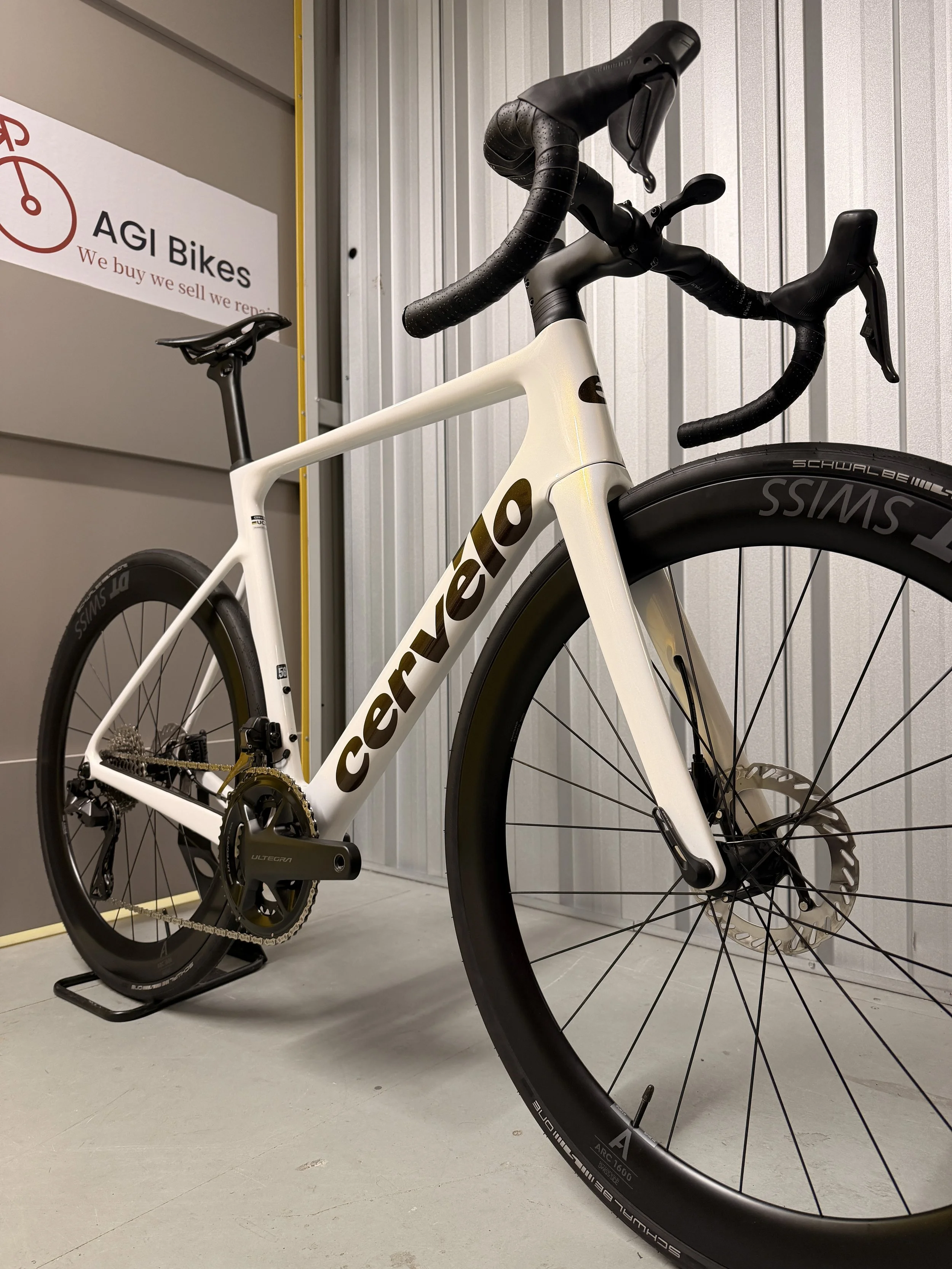 2022 Cervelo Soloist Ultegra Di2 Disc Full Carbon Road Bike