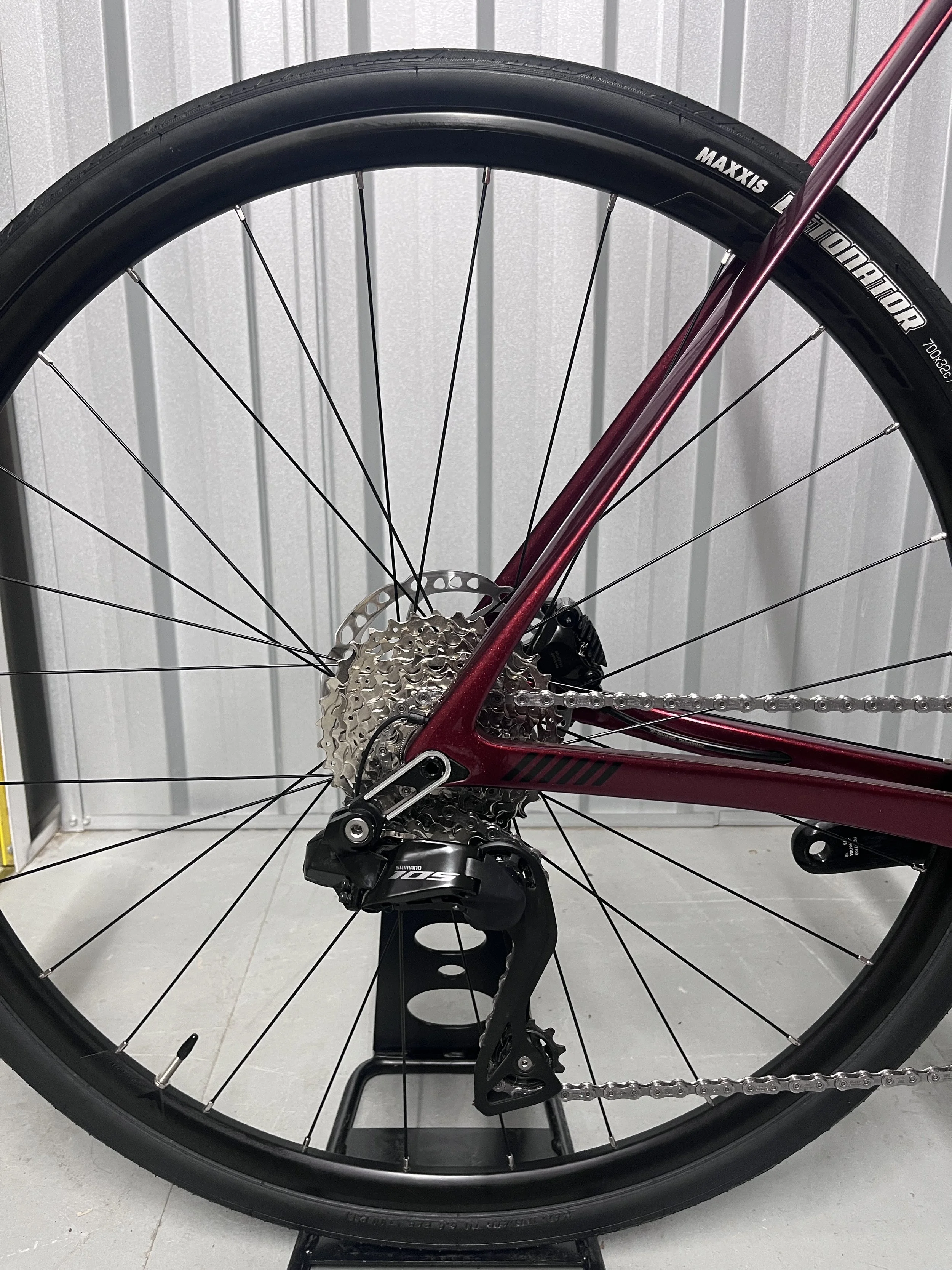 2024 Merida Scultura Endurance 6000 105 Di2 Full Carbon Road Bike