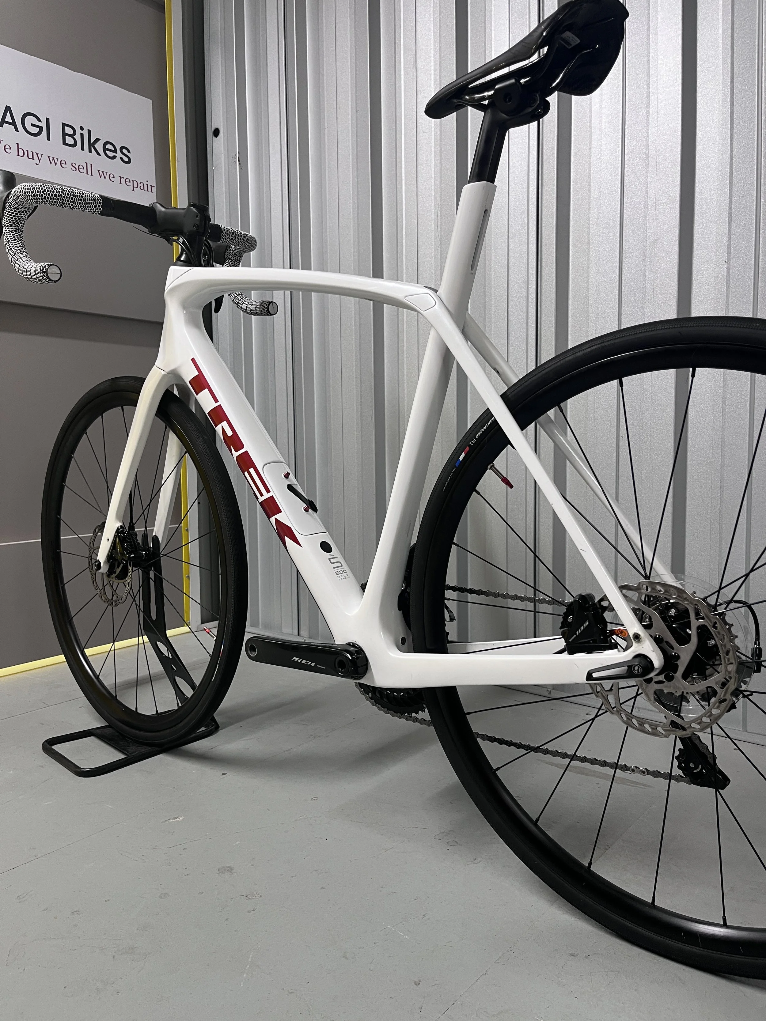 2021 Trek Domane SL5 Full Carbon Road Bike