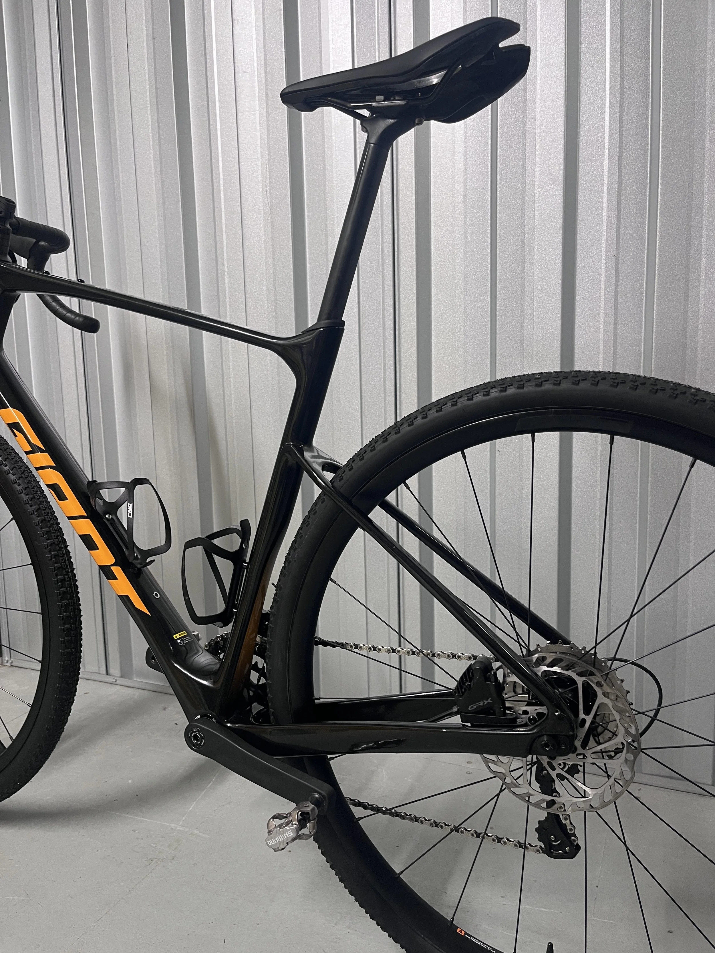 2024 Giant Revolt Advanced 3 Full Carbon Road Bike