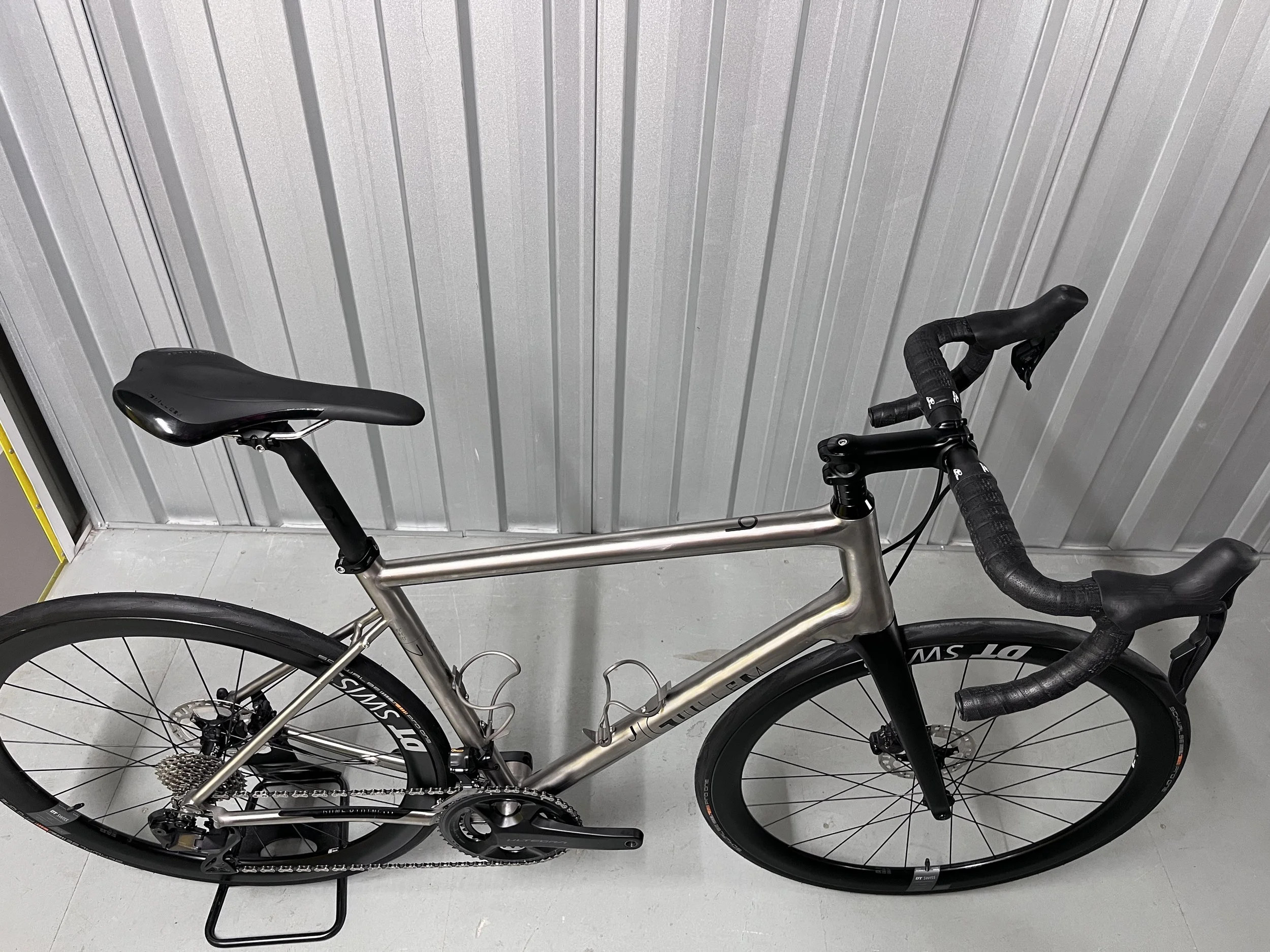 2024 J. Guillem Orient Ultegra Di2 Disc - Rapha RCC Titanium Road Bike