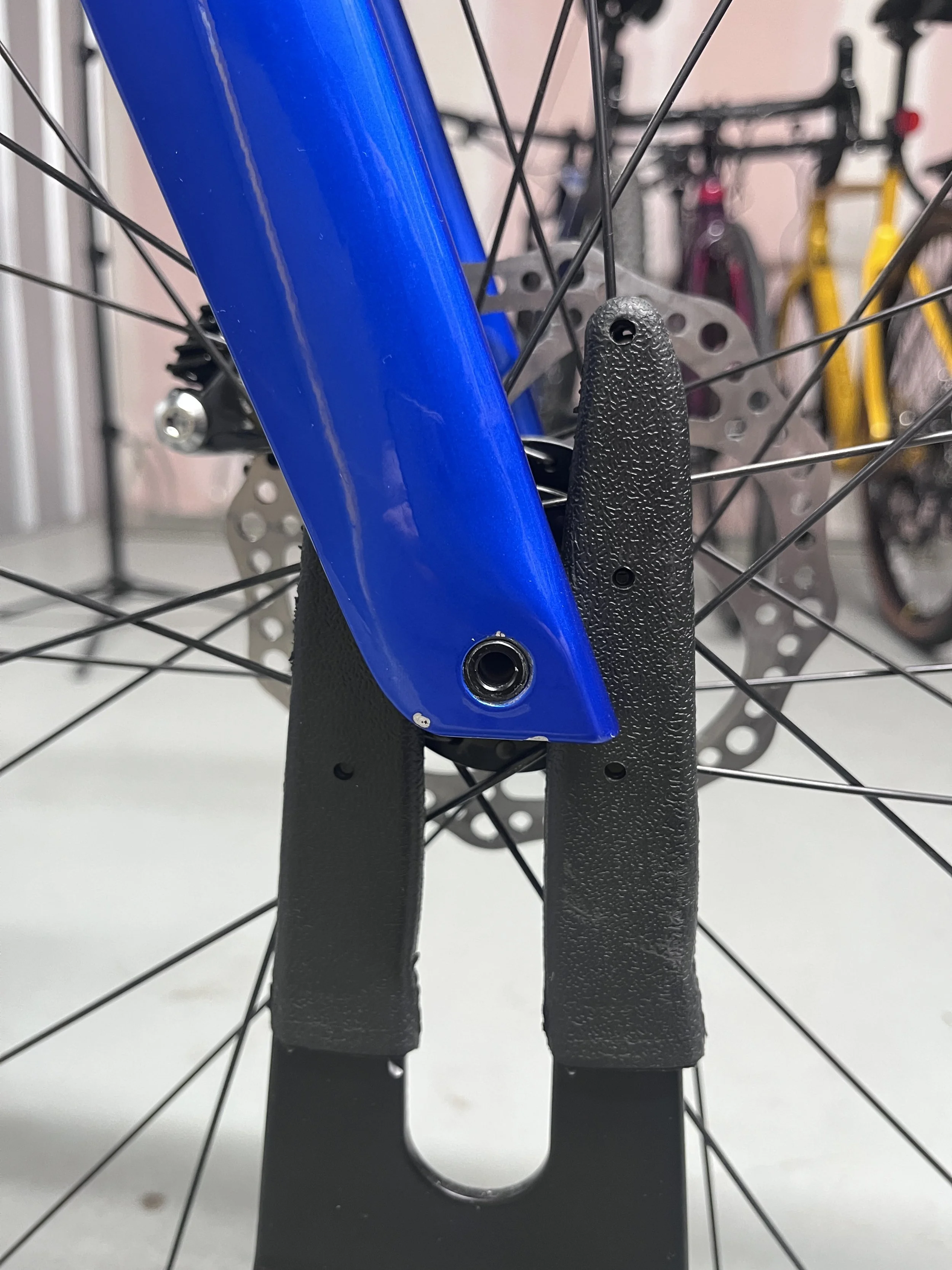 2020 Giant Propel Advanced 2 Disc Full Carbon Road Bike