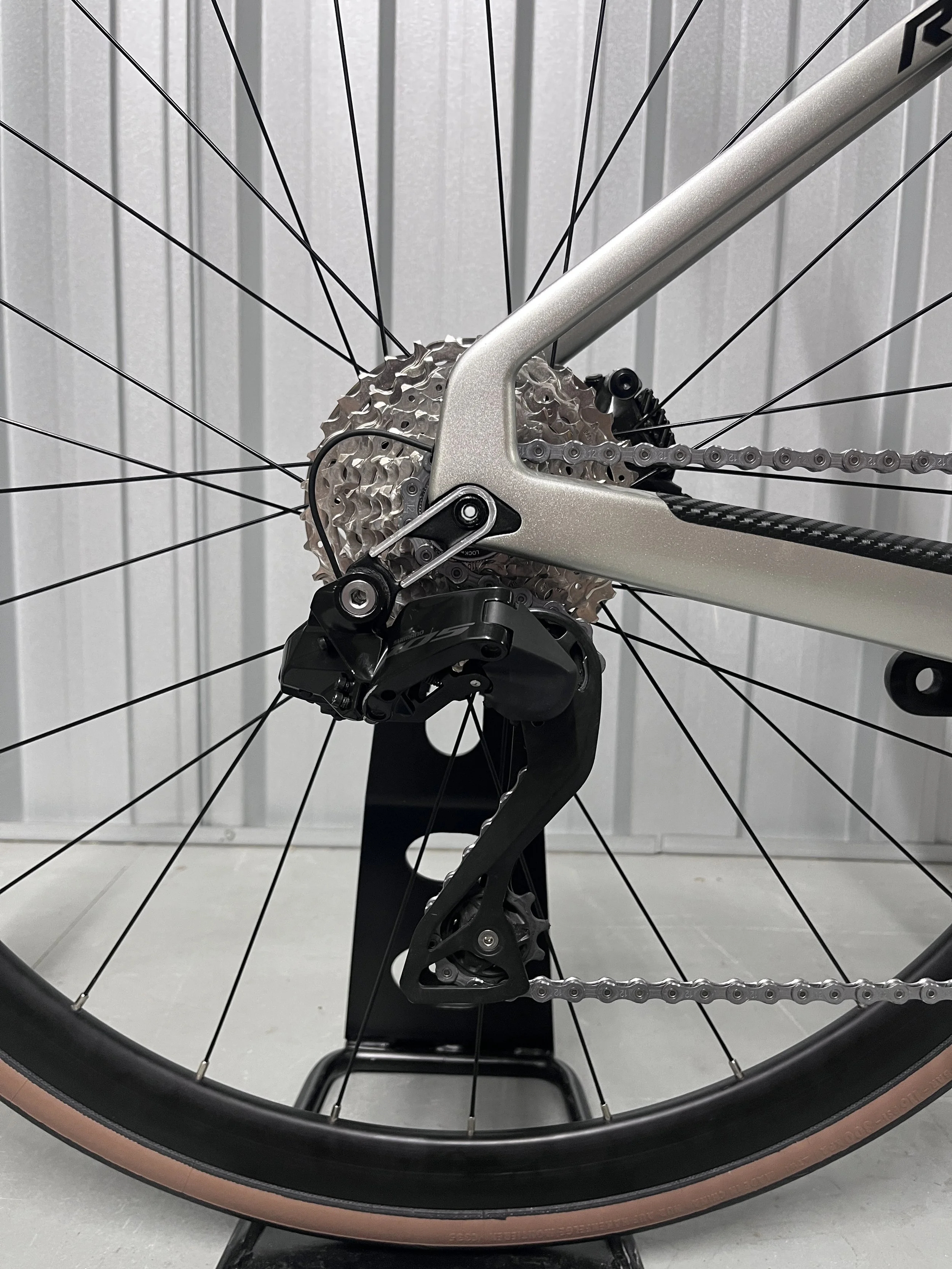 2023 Merida Reacto in Titanium 105 Di2