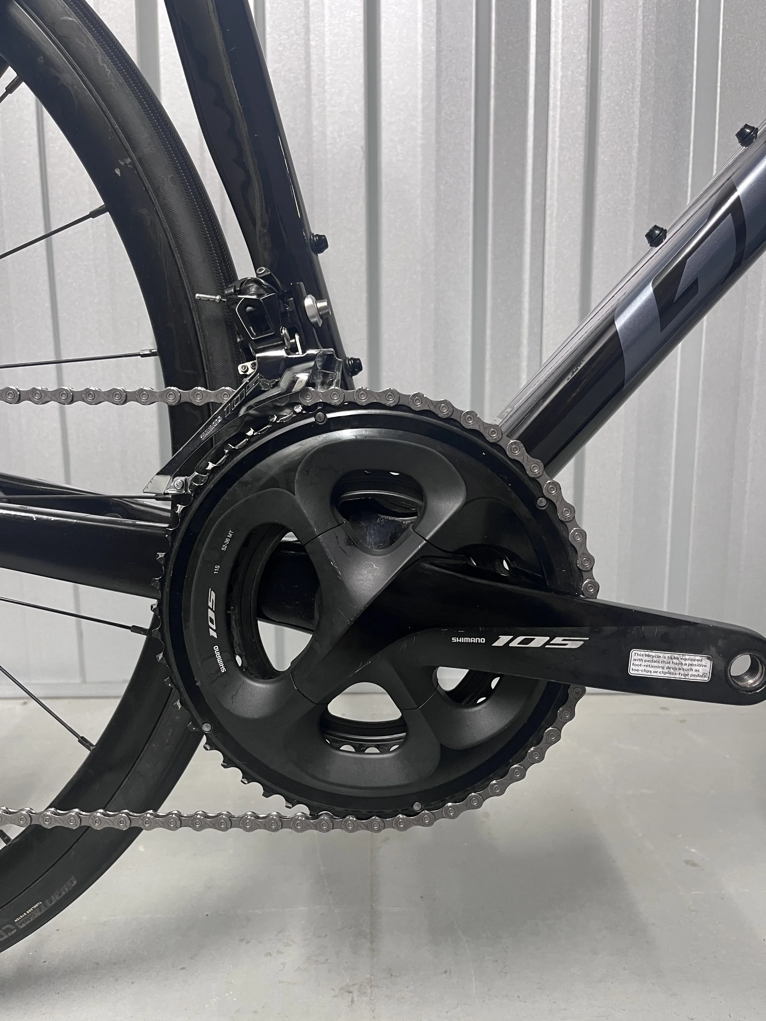 2022 Giant TCR Advanced 2 Full Carbon Road Bike