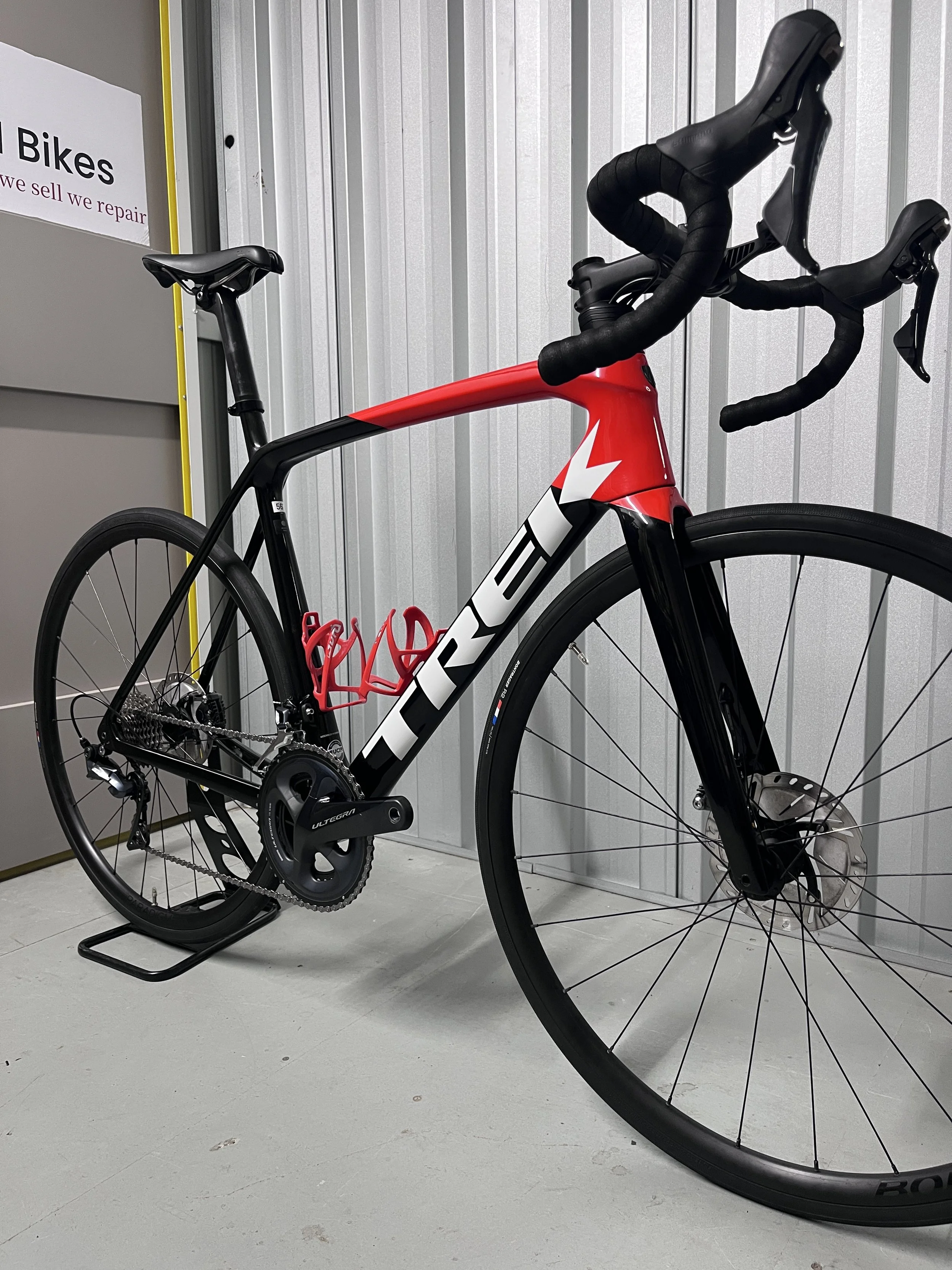 2022 Trek Émonda SL6 Disc Full Carbon Road Bike