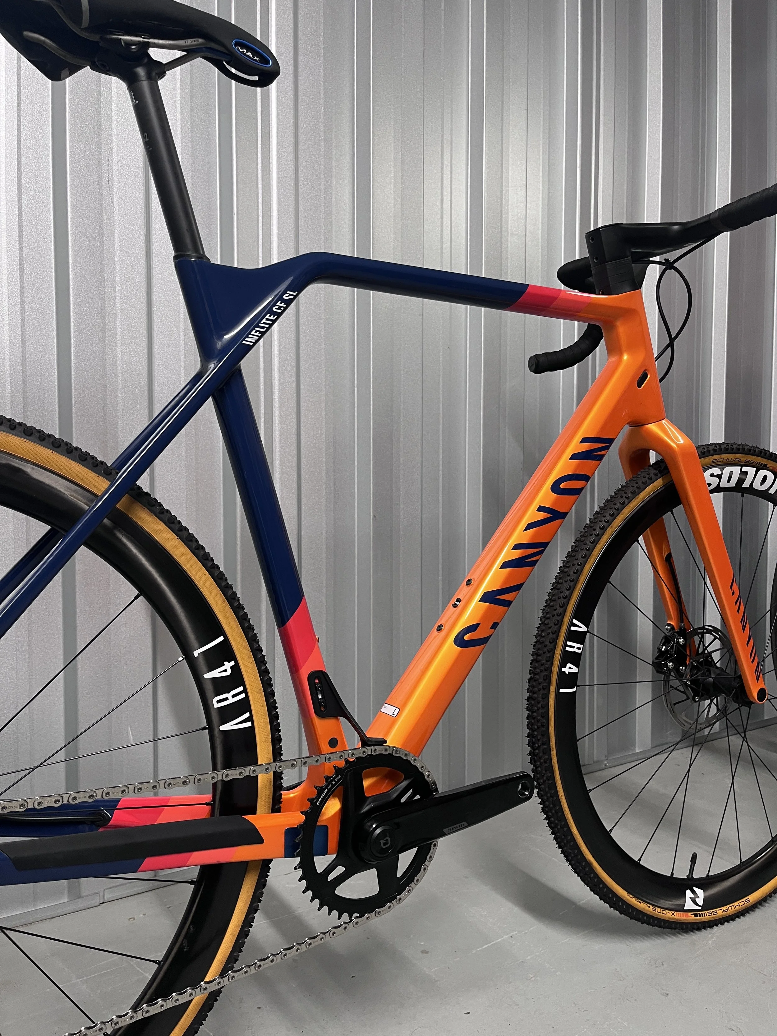 2022 Canyon Inflite CF SL8 SRAM RIVAL AXS Full Carbon Gravel Bike