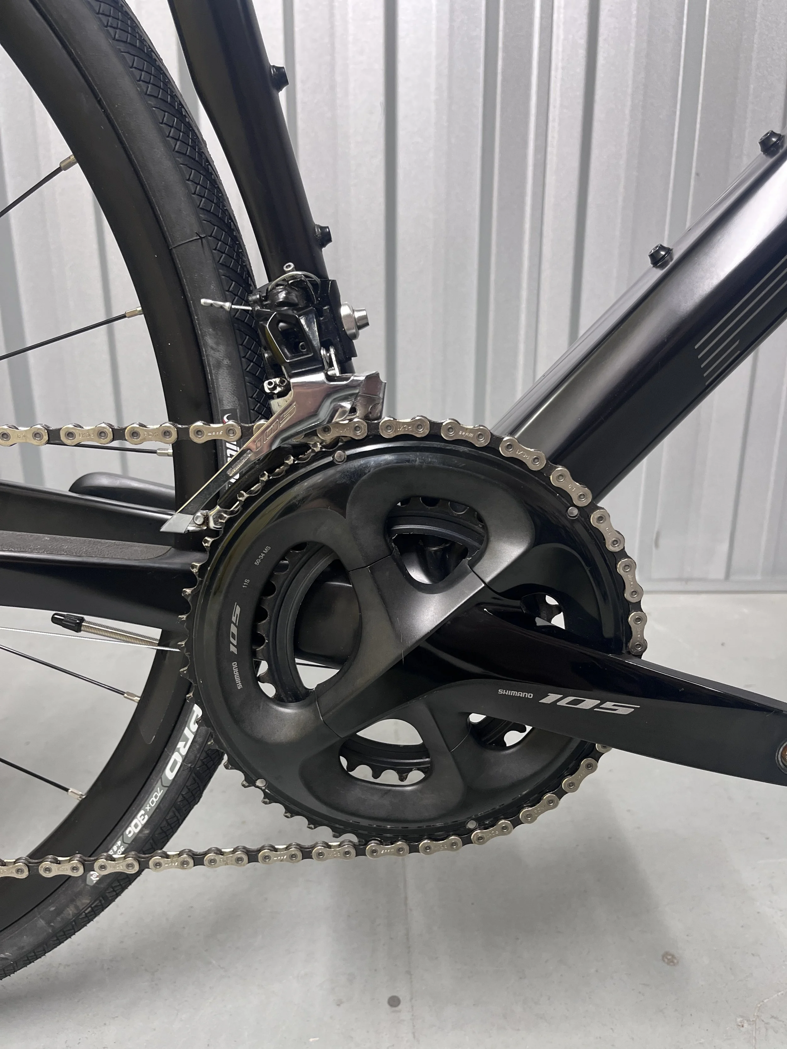 BMC Roadmachine Four Full Carbon Road Bike