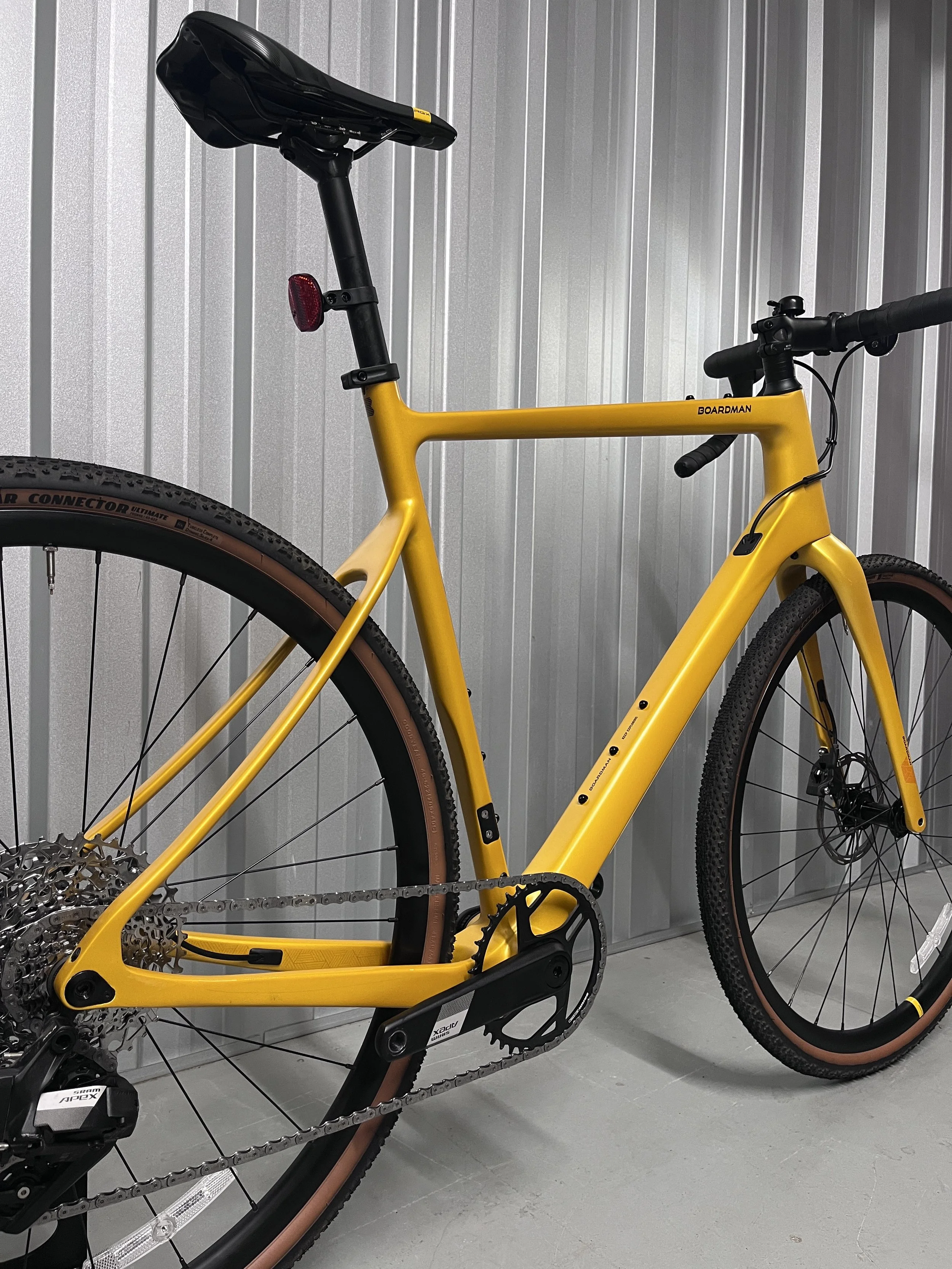 2025 Boardman ADV 9.2 SRAM AXS Full Carbon Gravel Bike