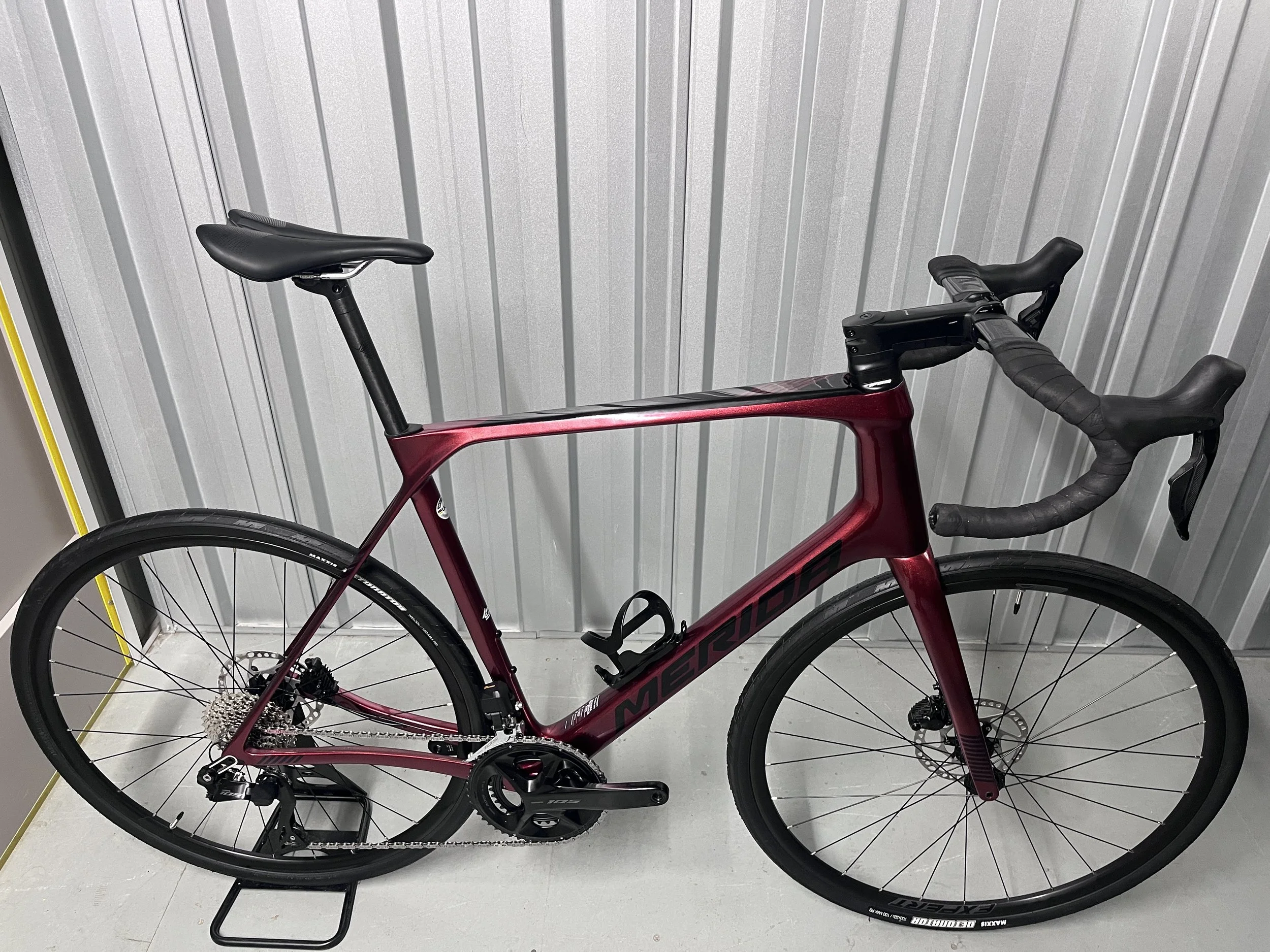 2024 Merida Scultura Endurance 6000 105 Di2 Full Carbon Road Bike