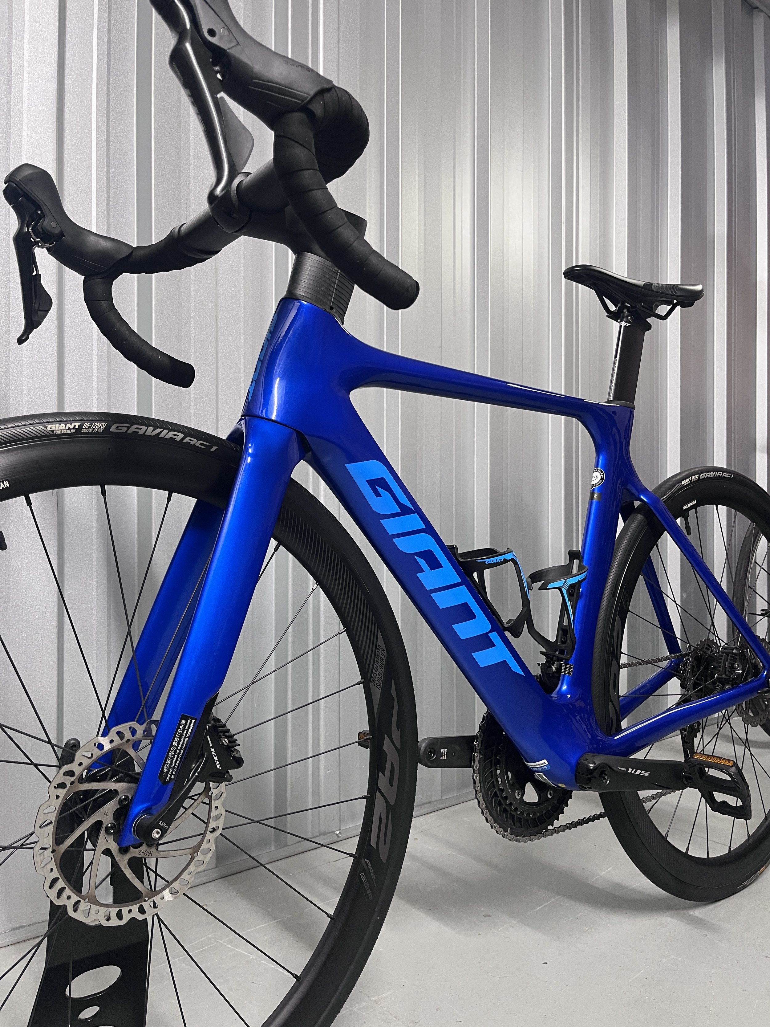 2020 Giant Propel Advanced 2 Full Carbon Road Bike