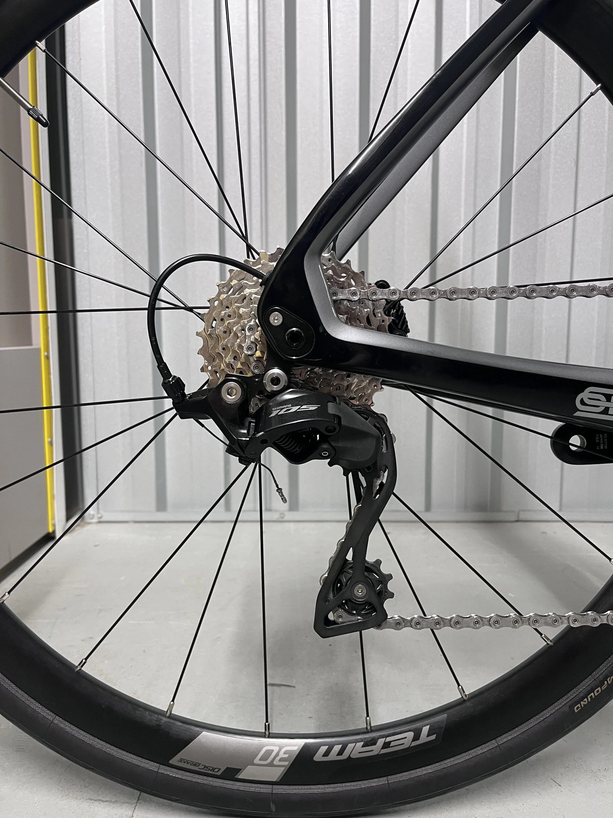 2025 Orro Venturi Evo 105 Team 30 Full Carbon Road Bike