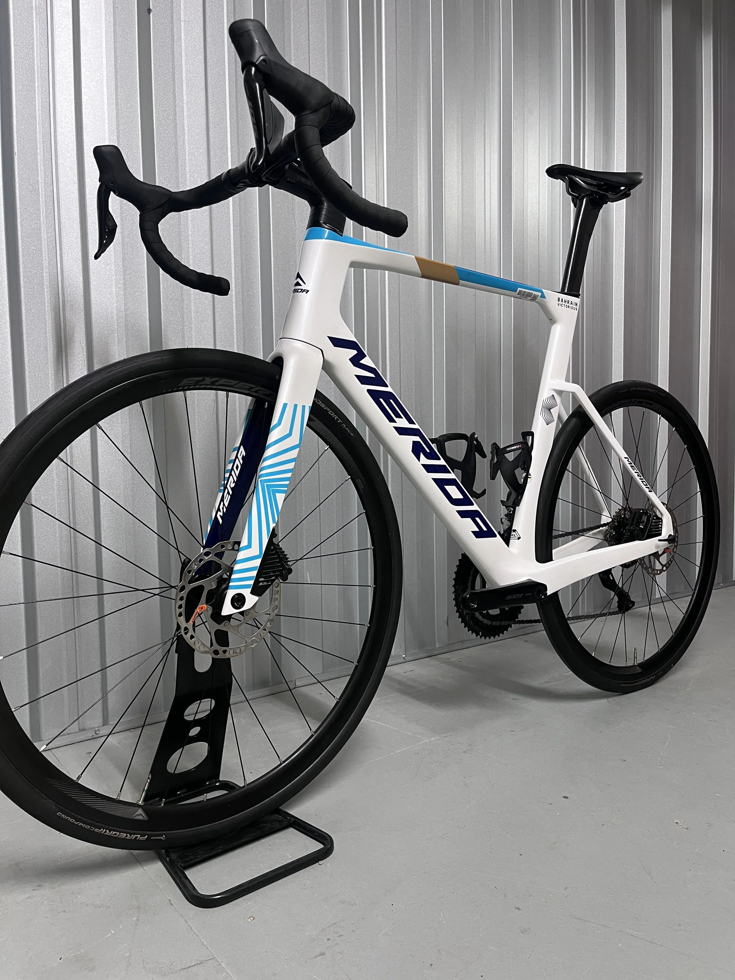 2024 Merida Reacto 6000 105 DI2 Full Carbon Road Bike