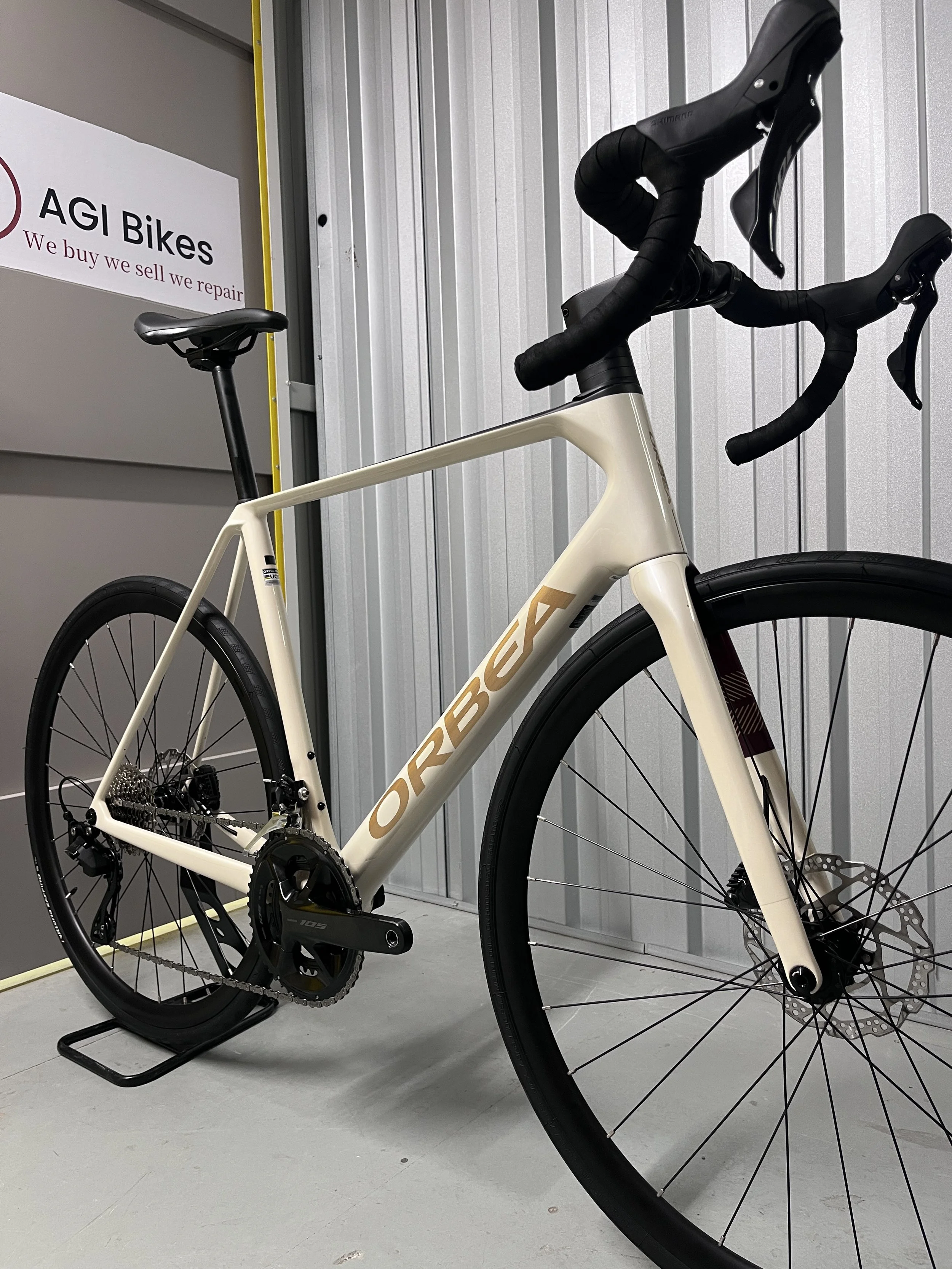 2024 Orbea Orca M30 Full Carbon Road Bike
