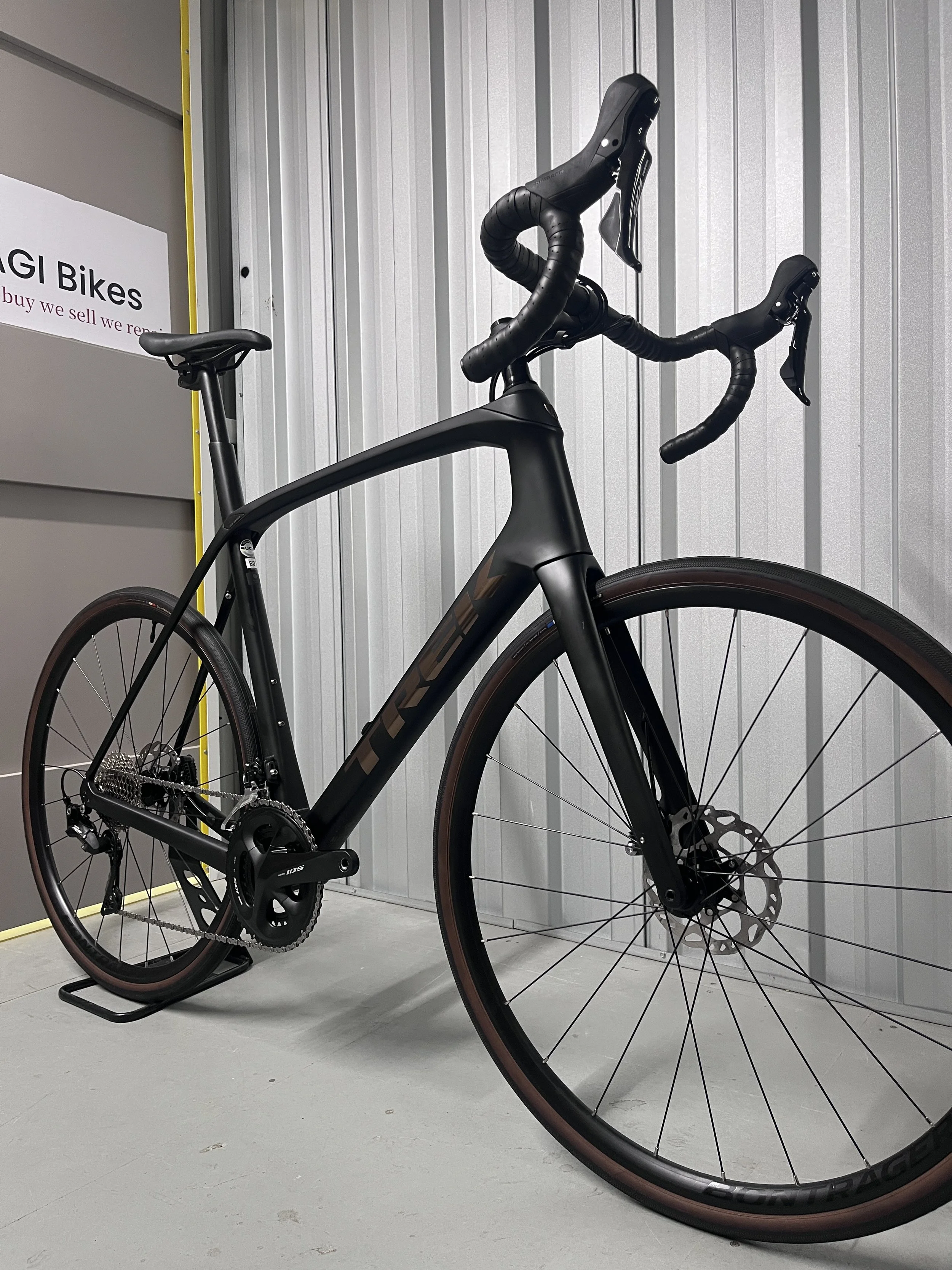 2023 Trek Domane SL5 Gen 3 Full Carbon Road Bike