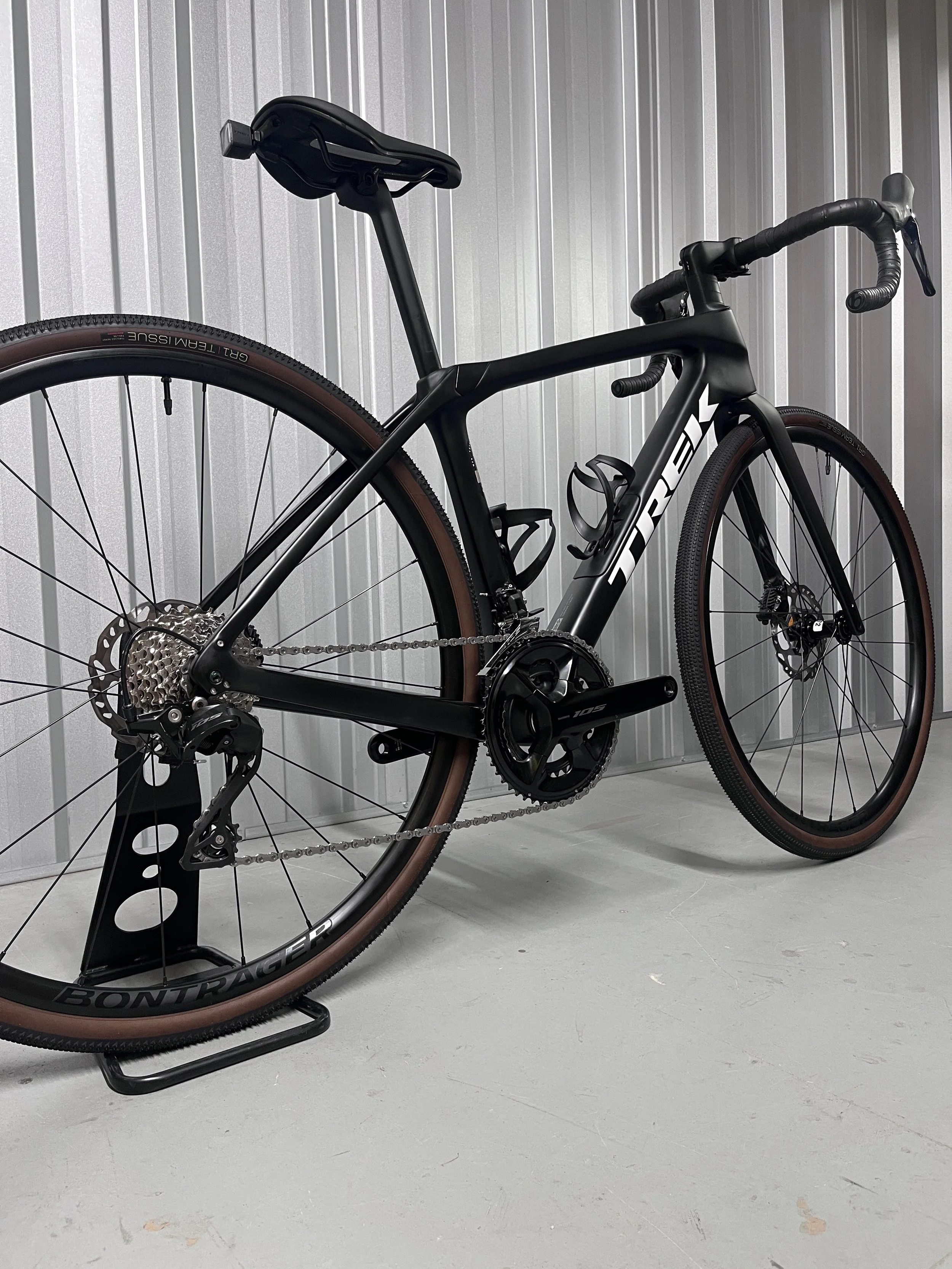 2025 Trek Domane SL5 Gen 4 Full Carbon Road Bike