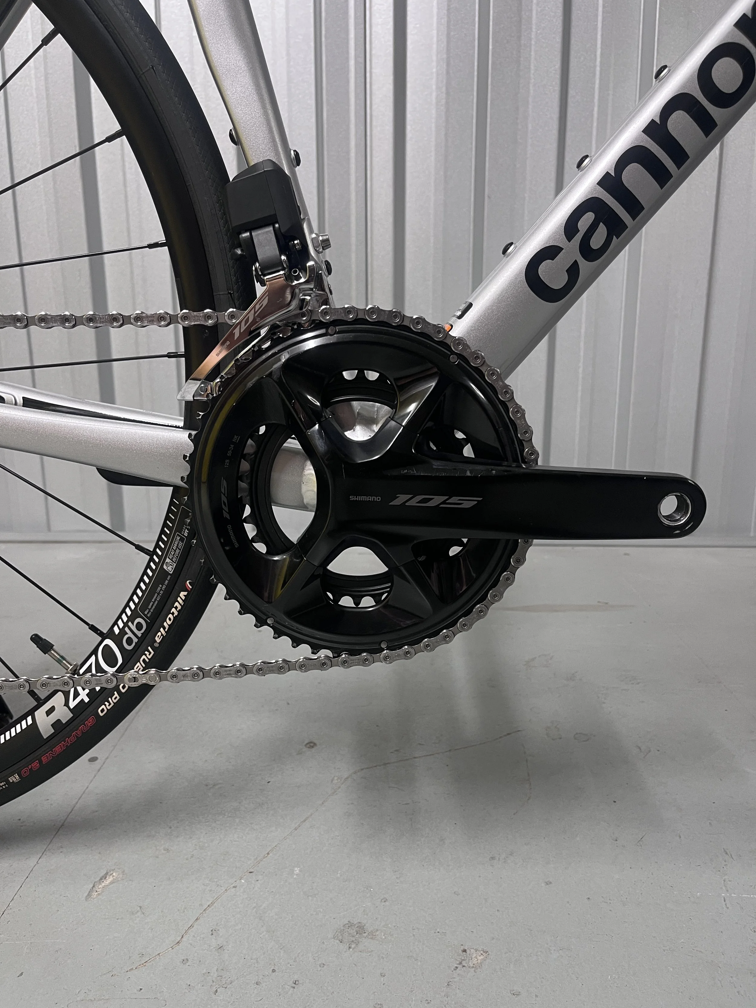 2023 Cannondale CAAD 13 Disc 105 Di2 Road Bike