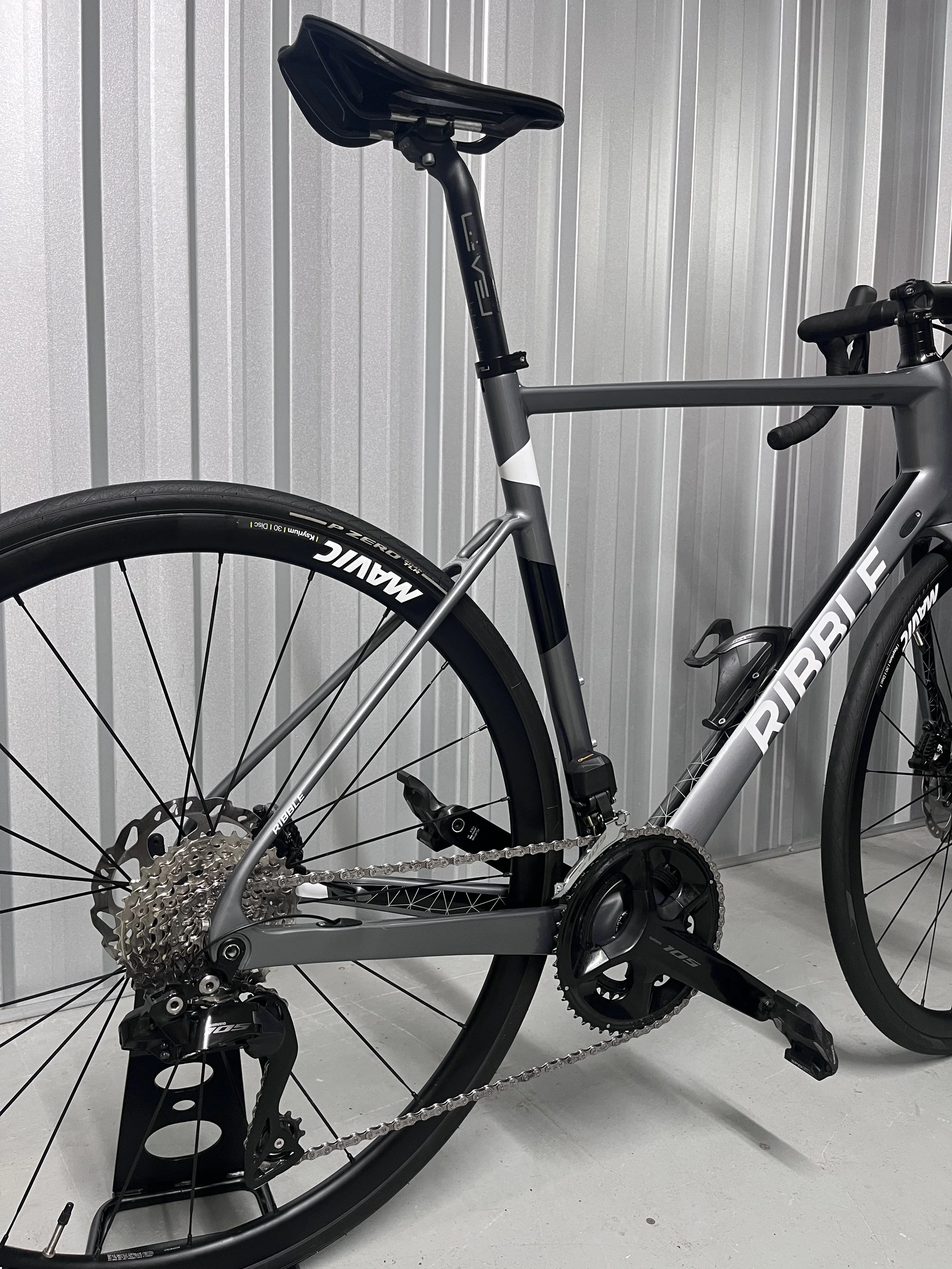 2024 Ribble R872 Disc-Pro Full Carbon Road Bike